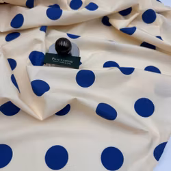 0,7m Bomullspoplin blå prick Valentin*