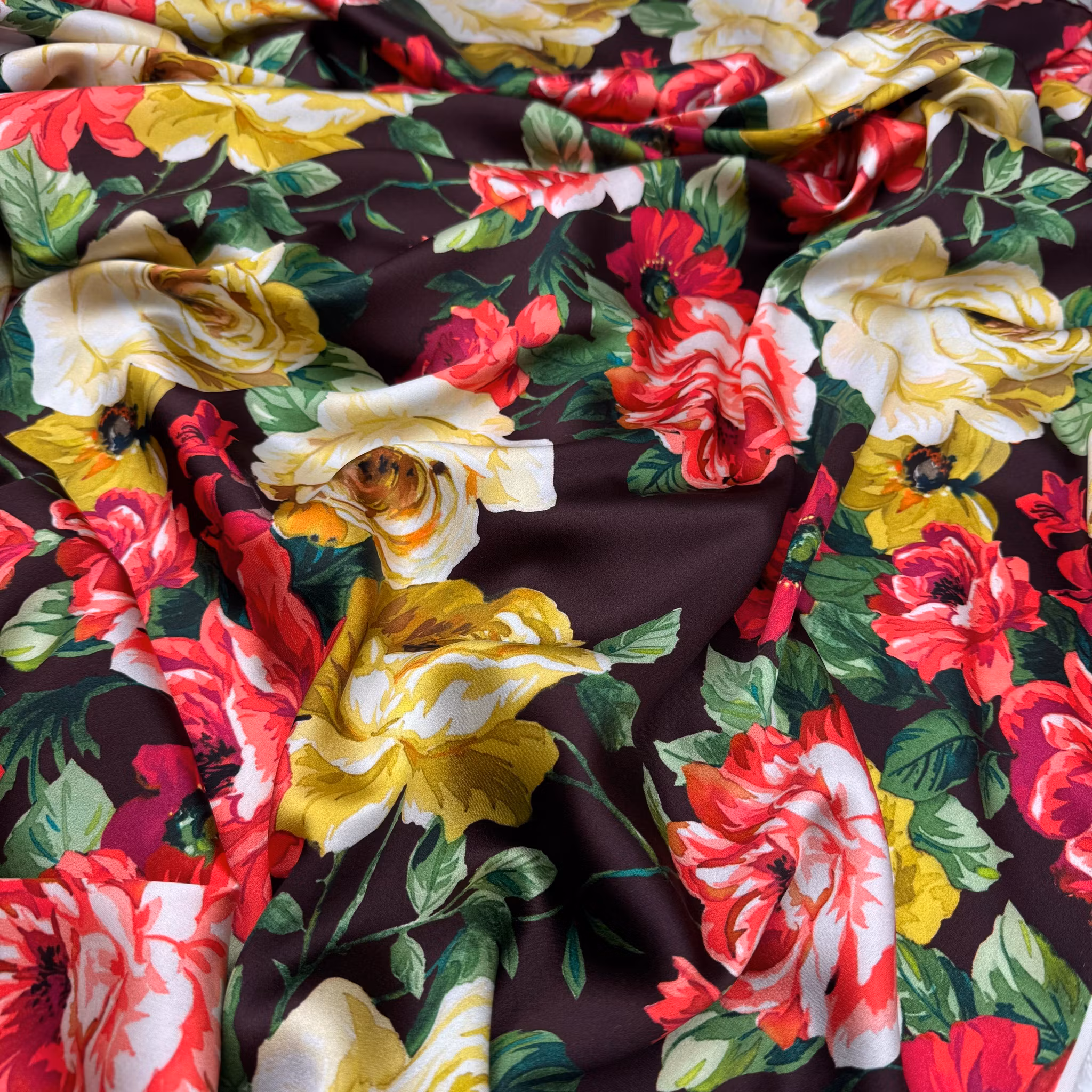 1m Sidensatin brun botten rosor