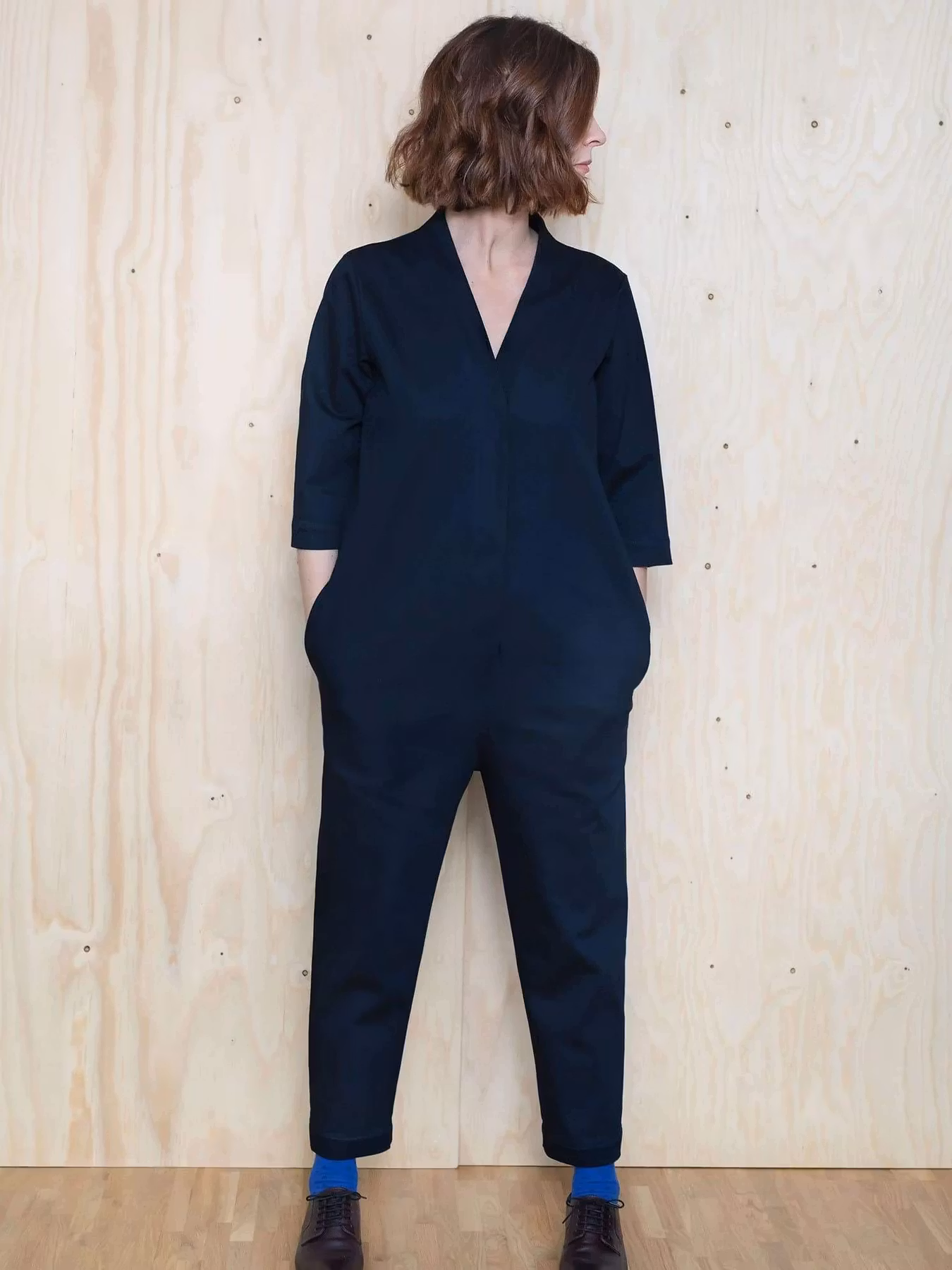 V-neck jumpsuit (XL-3XL)