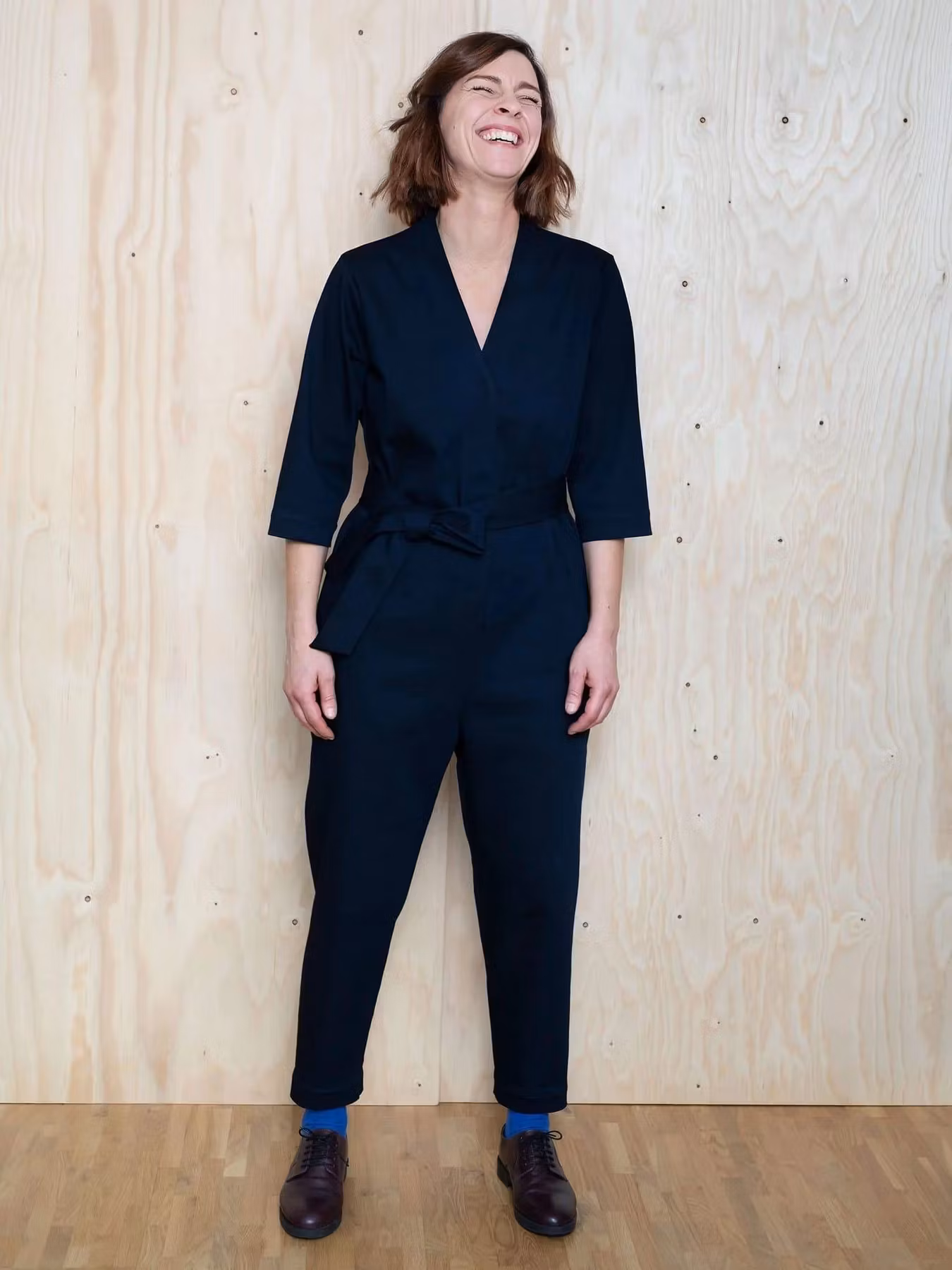 V-neck jumpsuit (XL-3XL)