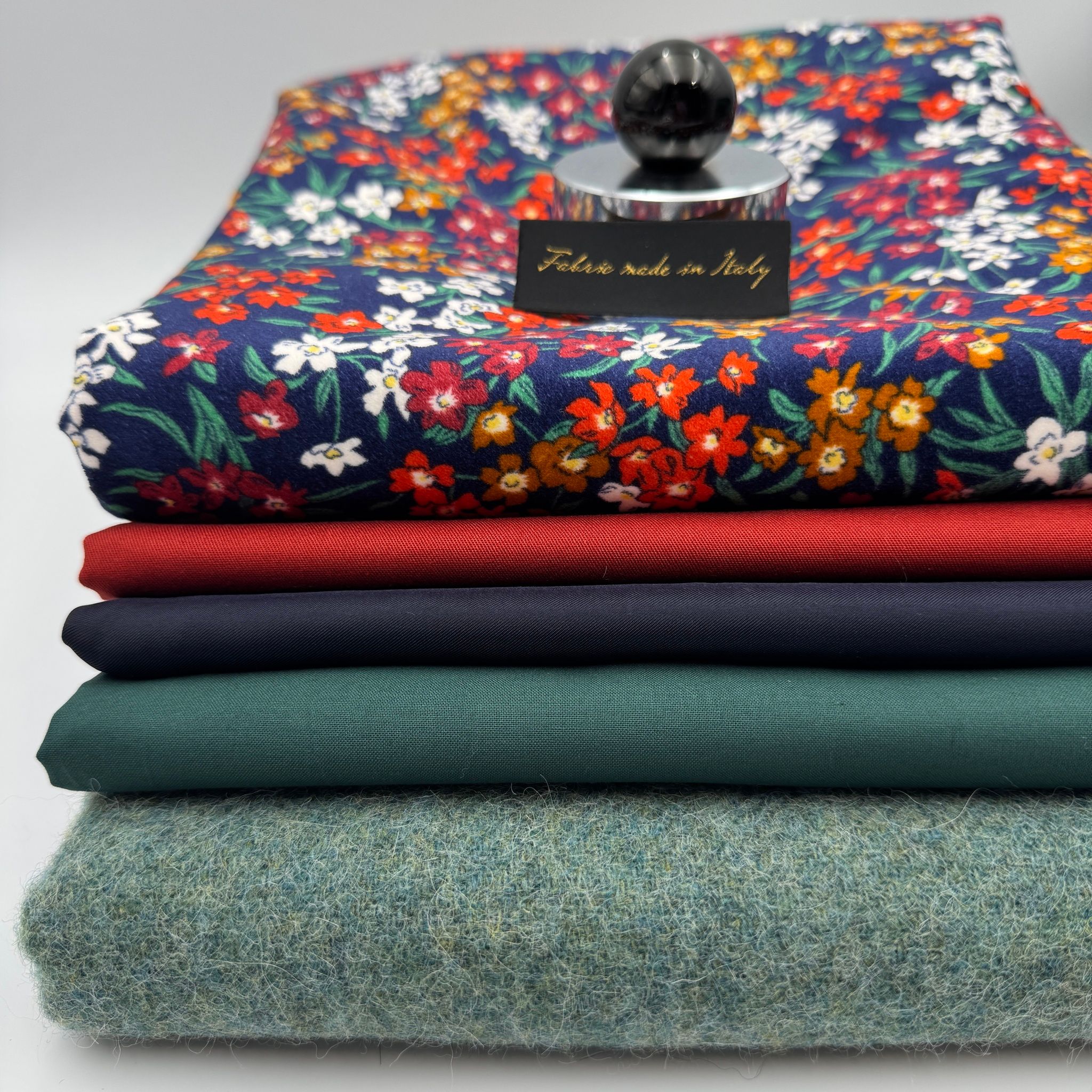 1,5m Libertysammet marin blommig