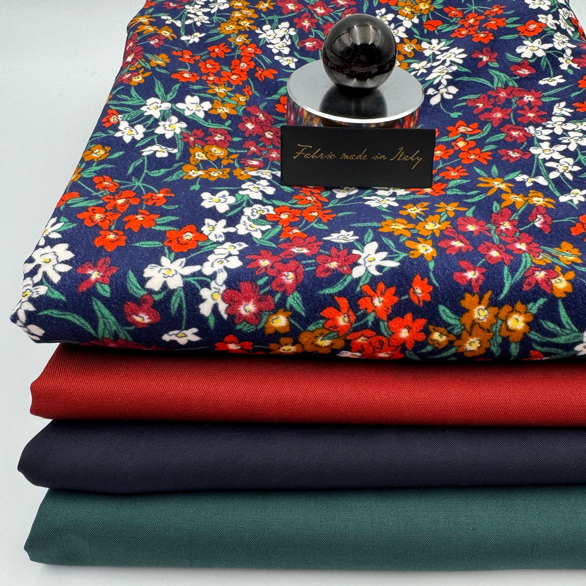 1,5m Libertysammet marin blommig