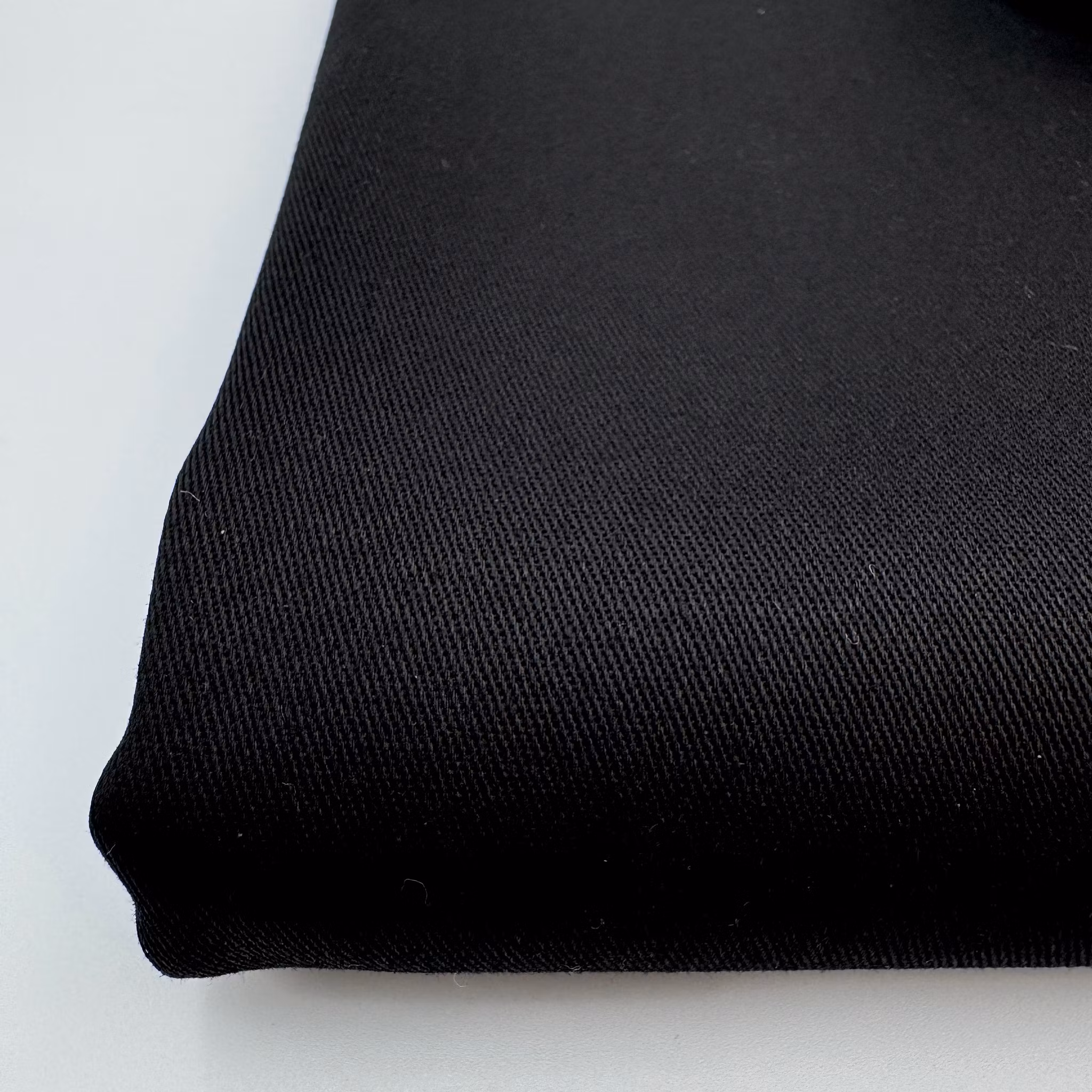 2,6m Bomull/elastan svart chinos Dio*