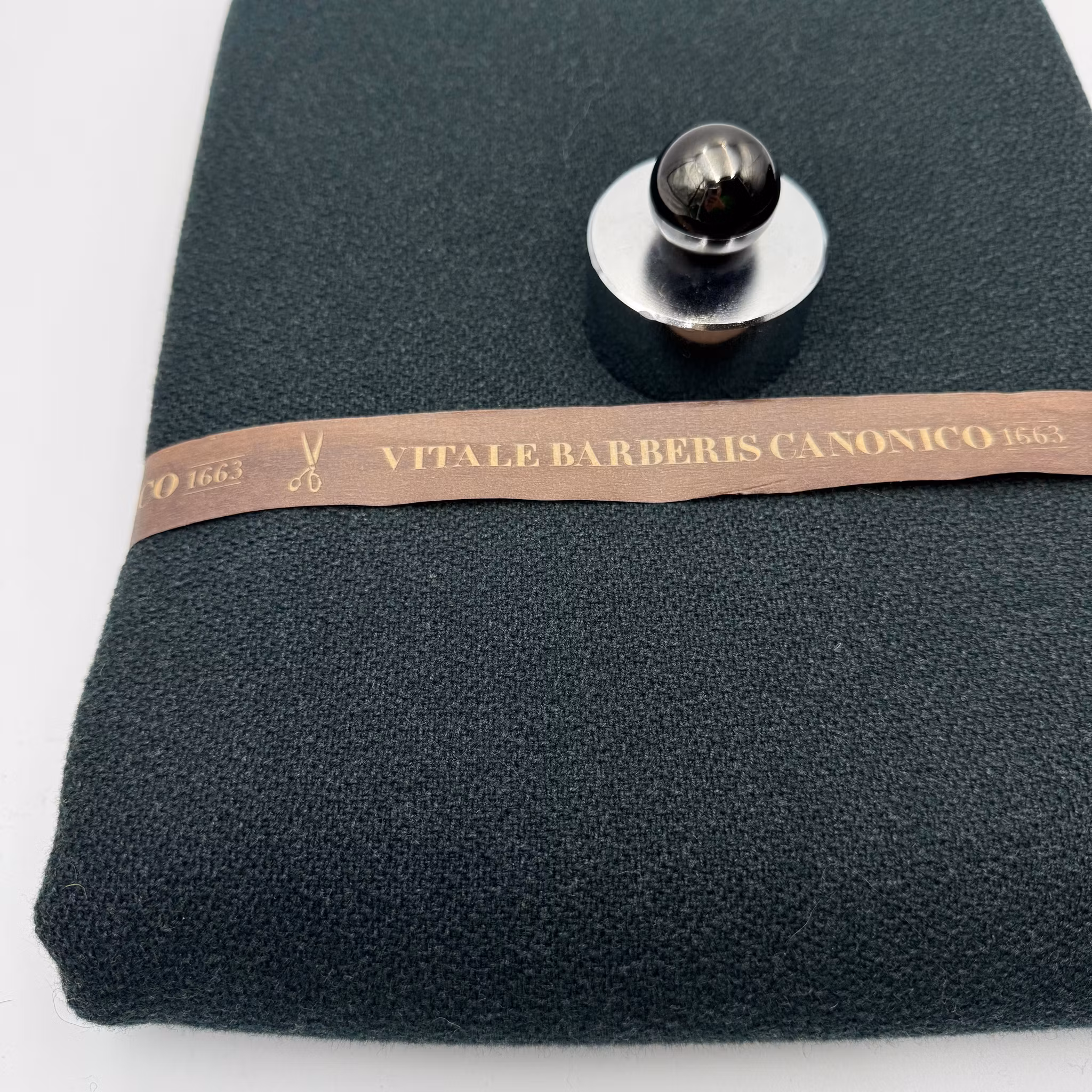 2,9m Ull m struktur mörkgrön Vitale B. C.