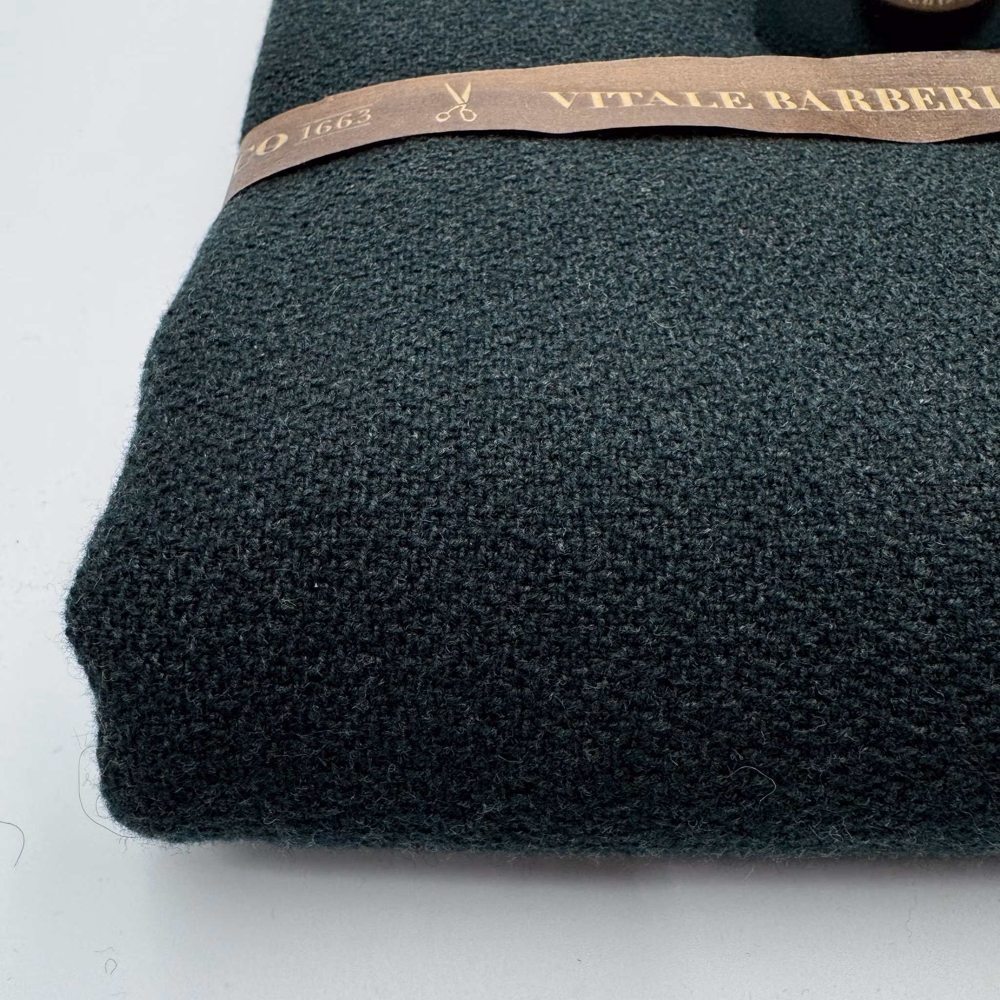 2,9m Ull m struktur mörkgrön Vitale B. C.