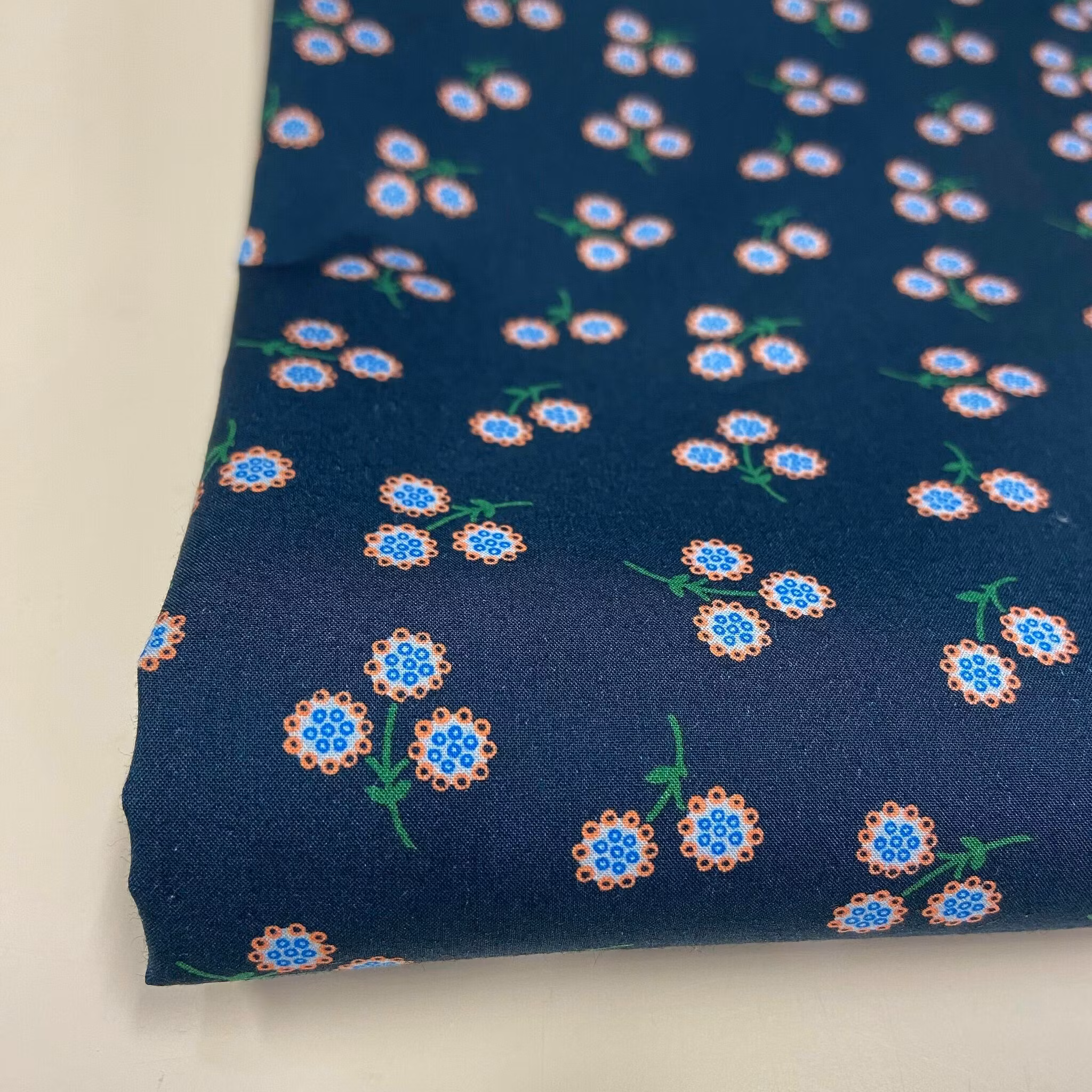 1,5m Libertytyg Poplin - Harman Mörkblå