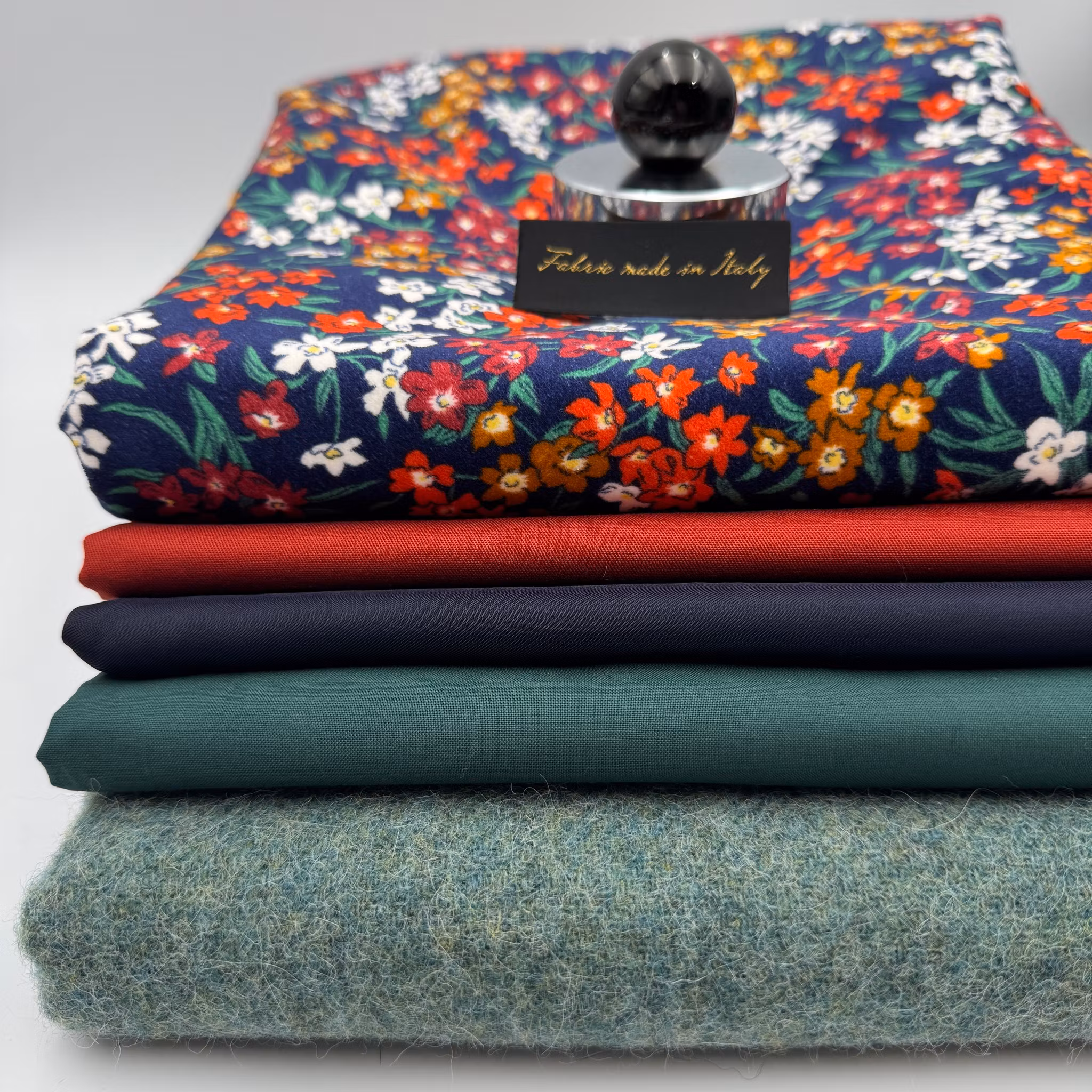 2m Viskos/siden marin, vävfel på mindre yta