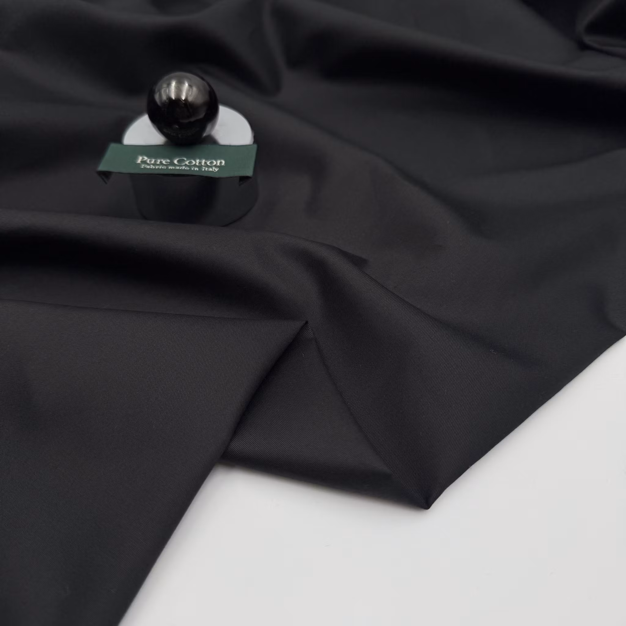 1,5m Skjortbomull svart kypert