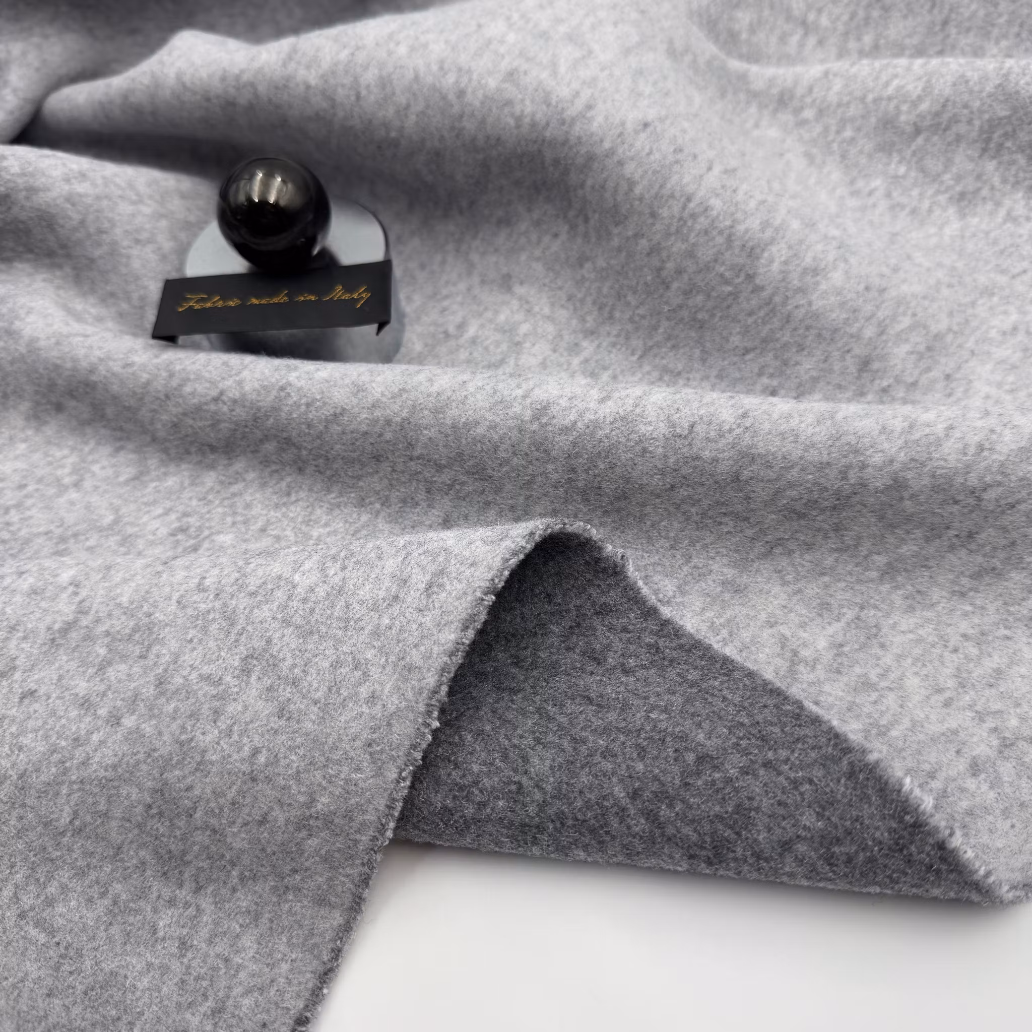 1,5m Alpacka/ull ljusgrå lyxfleece