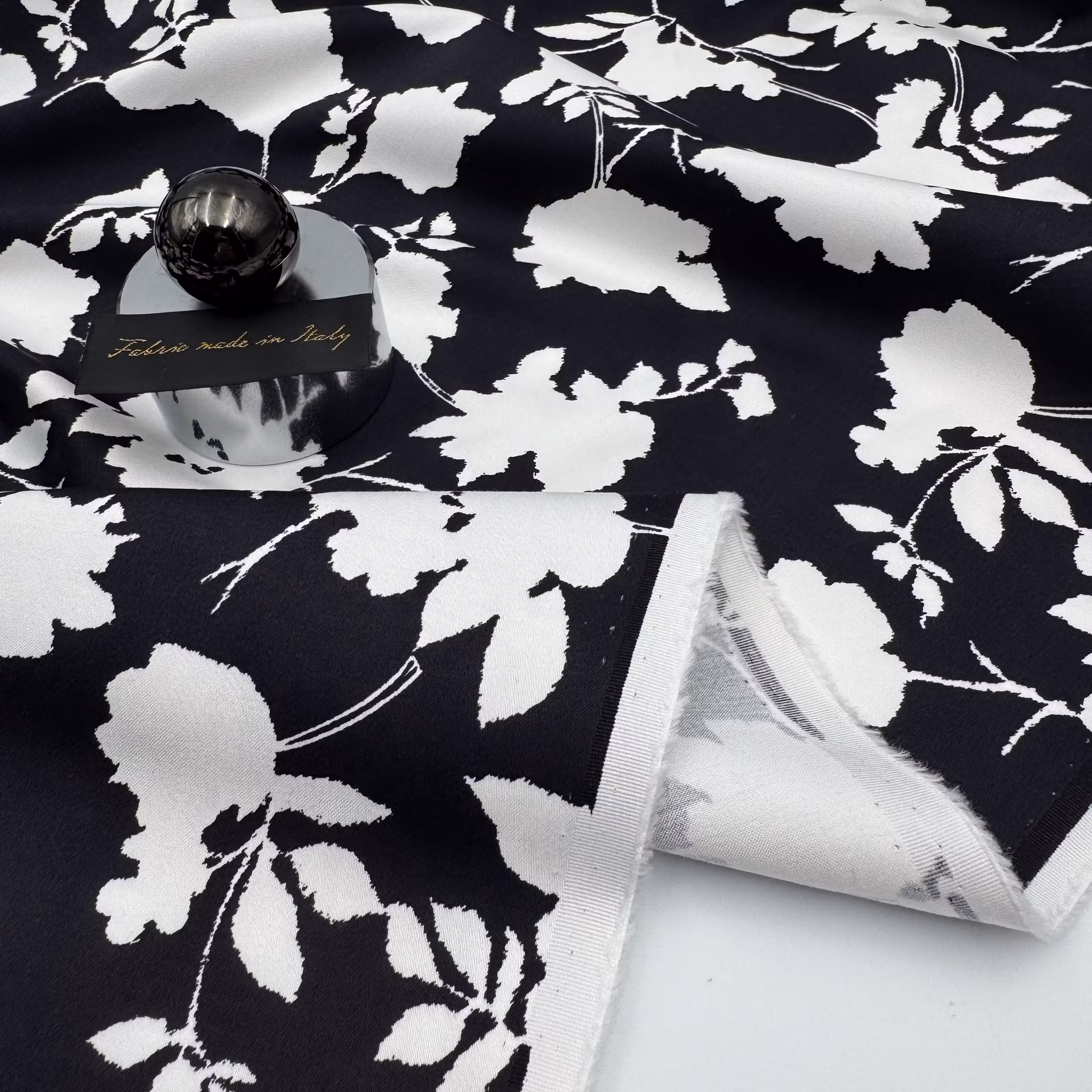 1,5m Bomull/elastan stormönstrad Escada