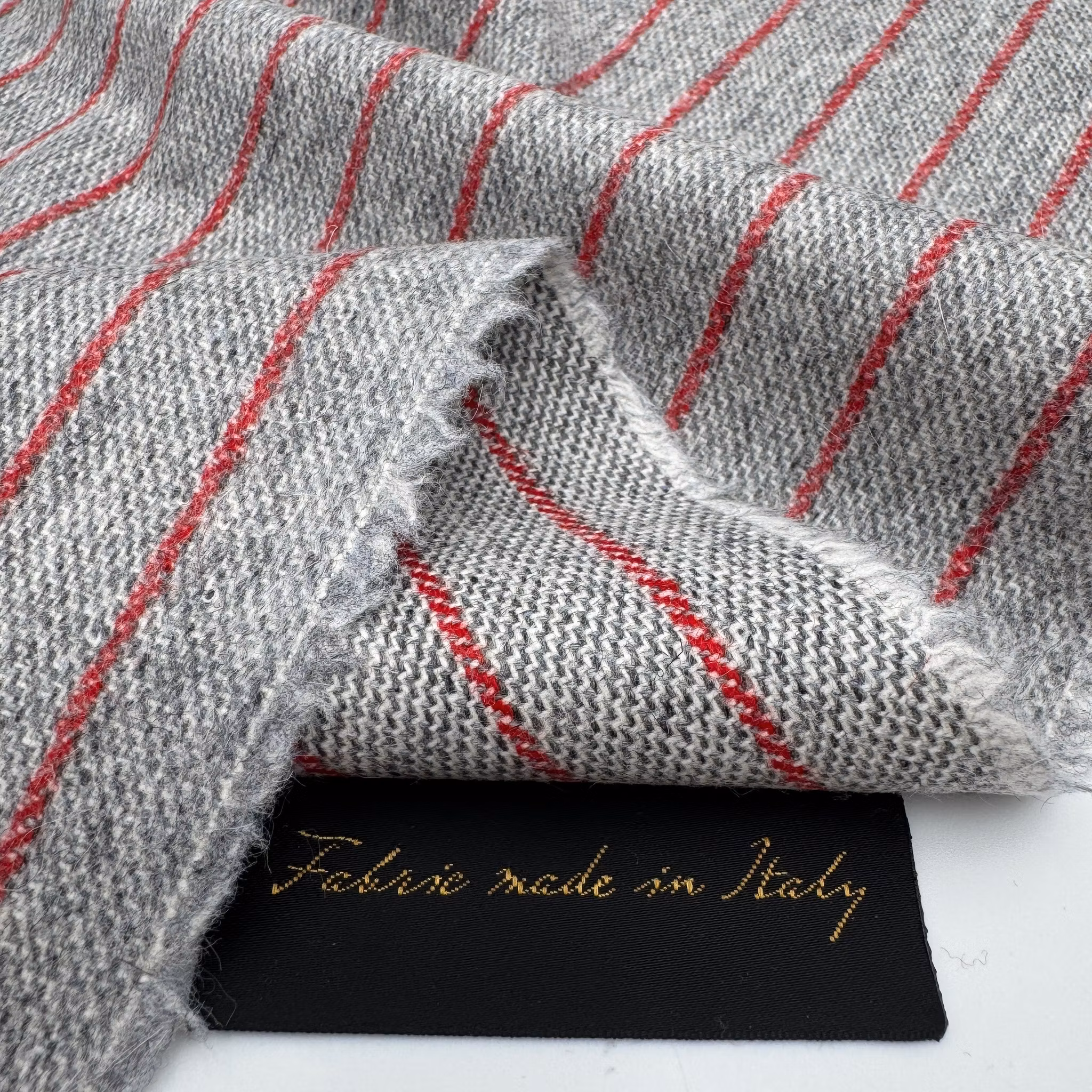 1,5m Ull/angora grå/röd Riccer*