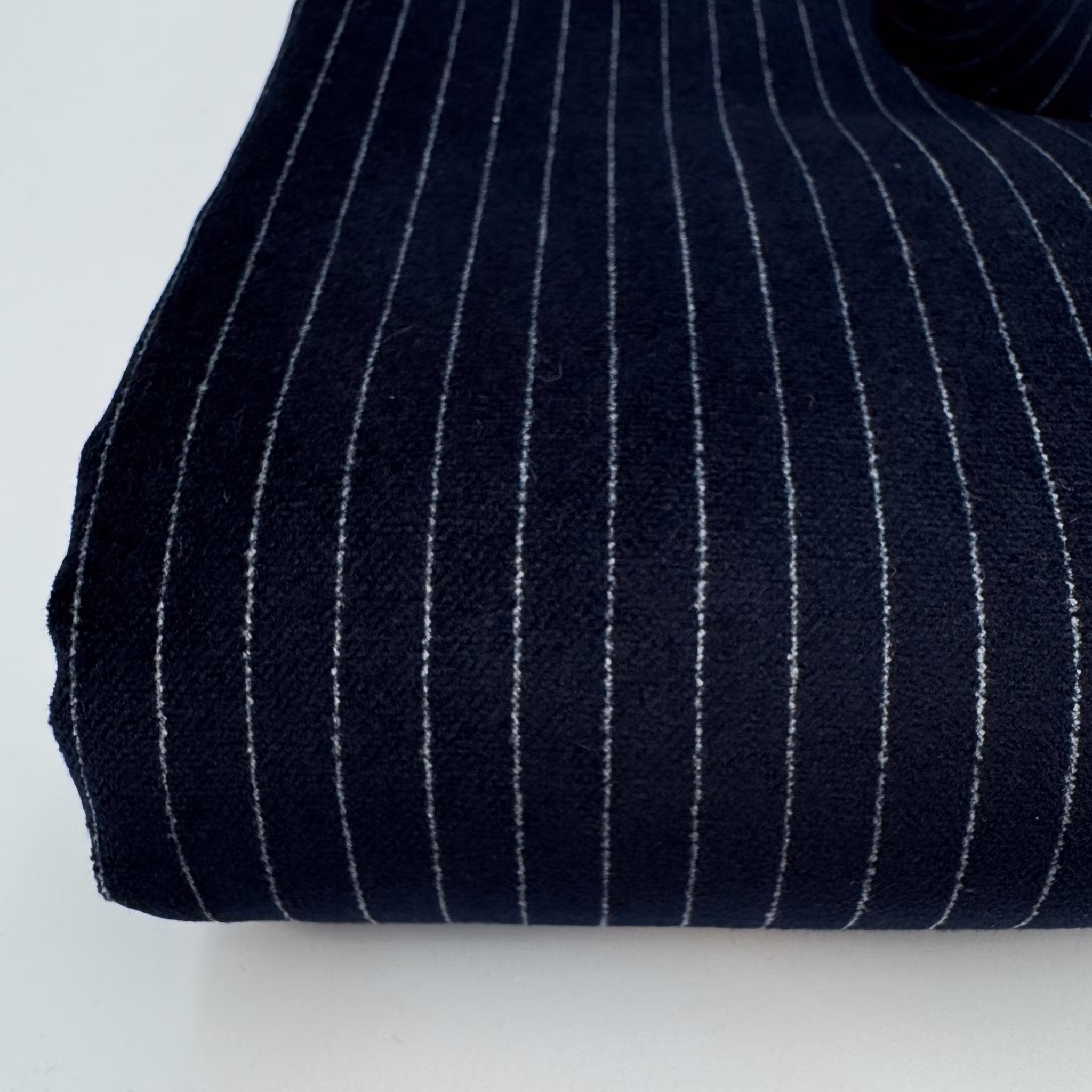 1,5m Sammet kritstreck marin