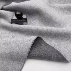 1,5m Alpacka/ull ljusgrå lyxfleece