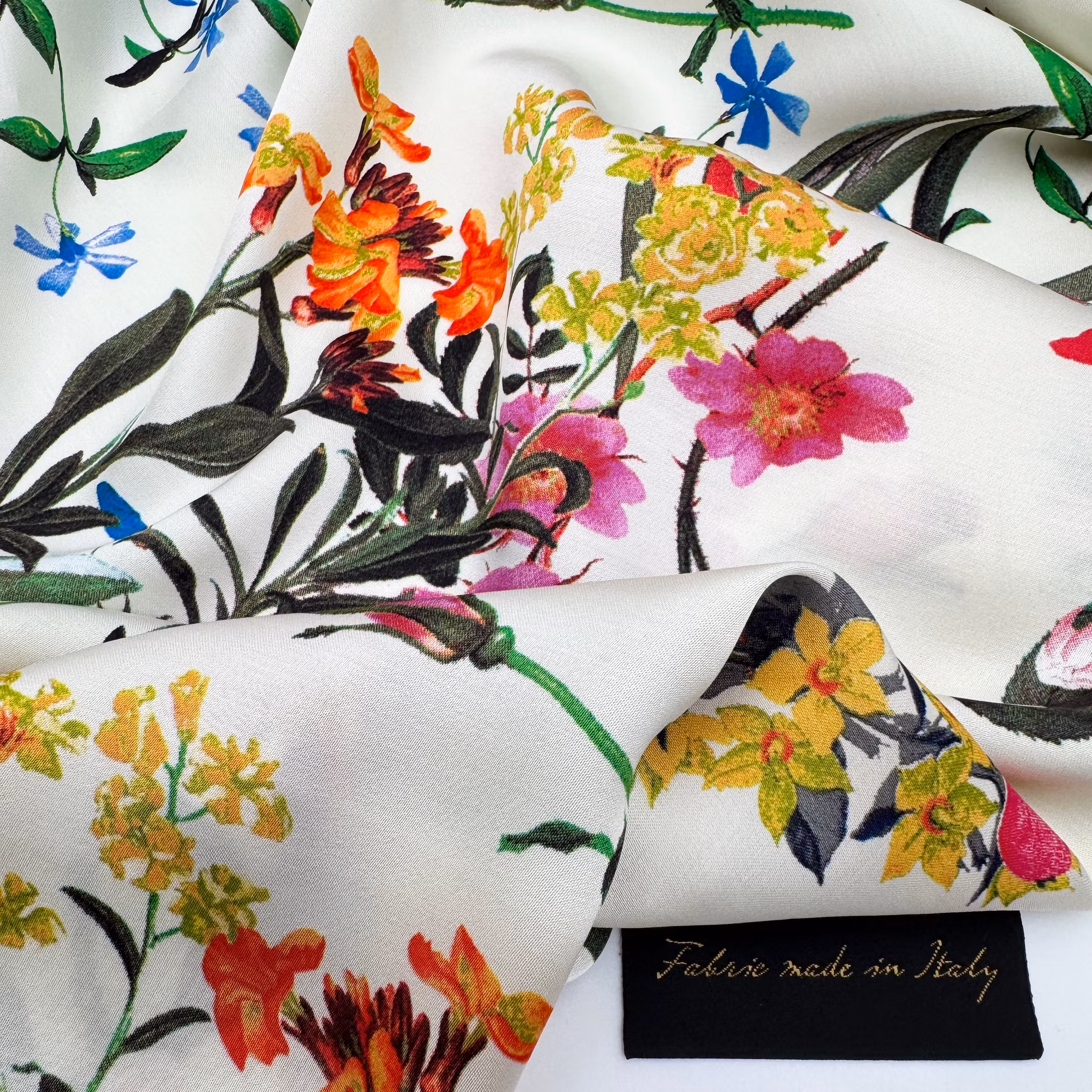 1,5m Viskossatin blommig