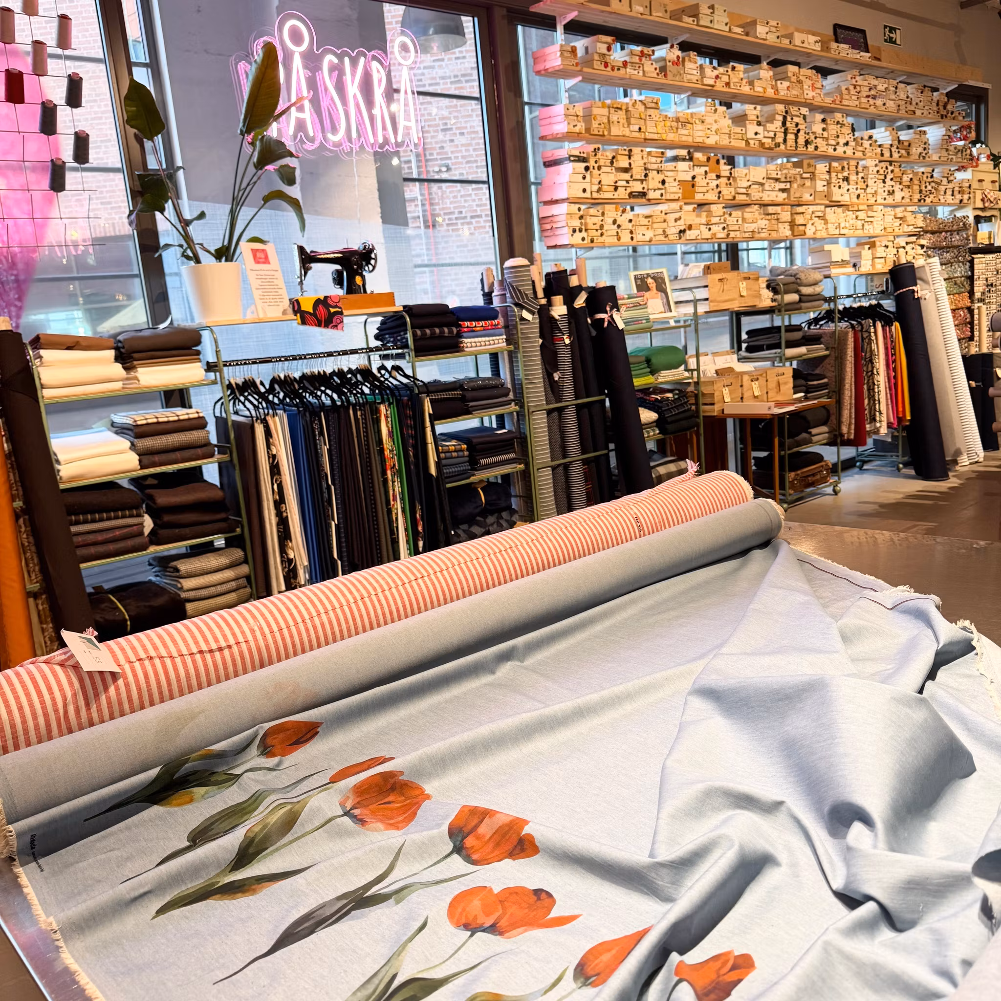 1m  Denim m tulpanbård