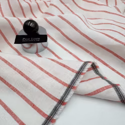 1,5m Randigt lin vit/röd, litet vävfel