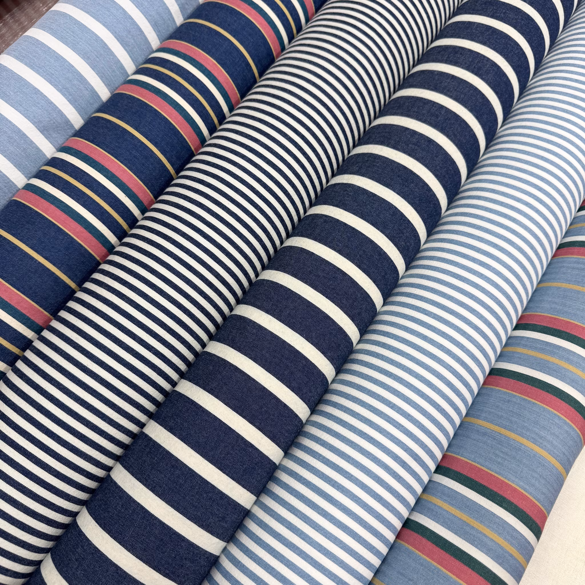 1,8m Denimrand bred ljusblå