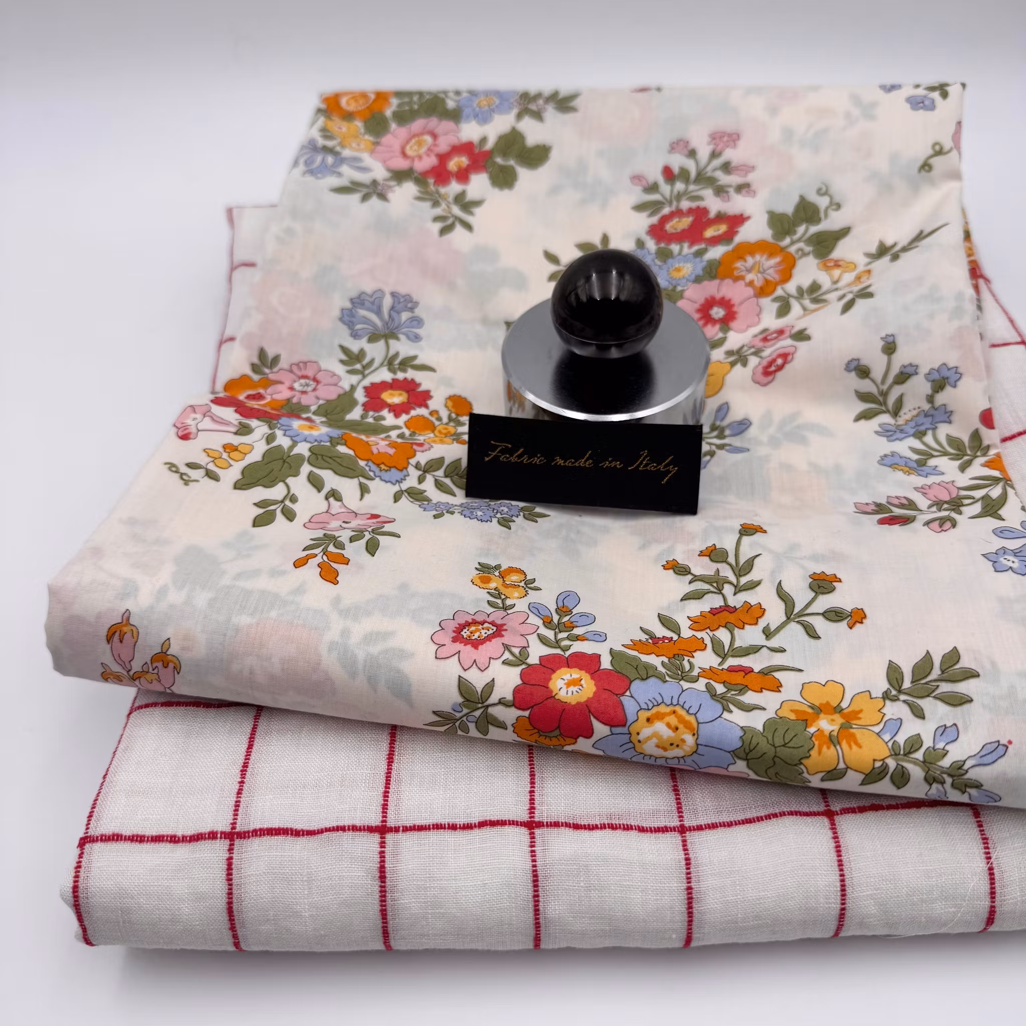 1,5m Libertytyg Tana Lawn - The invitation