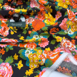 1,5m Liberty Tana lawn - svart blommig