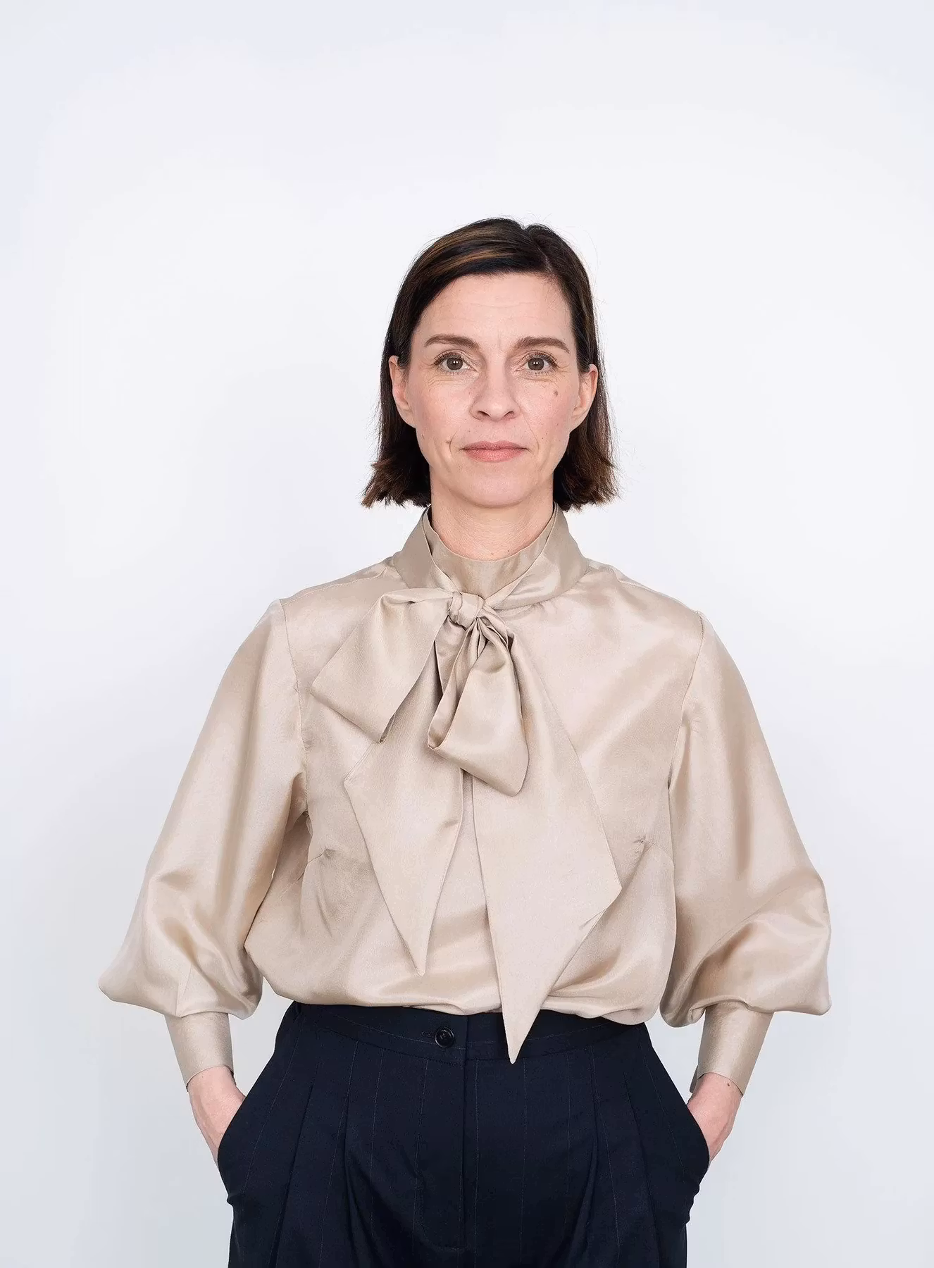 Tie bow blouse (XS-L)