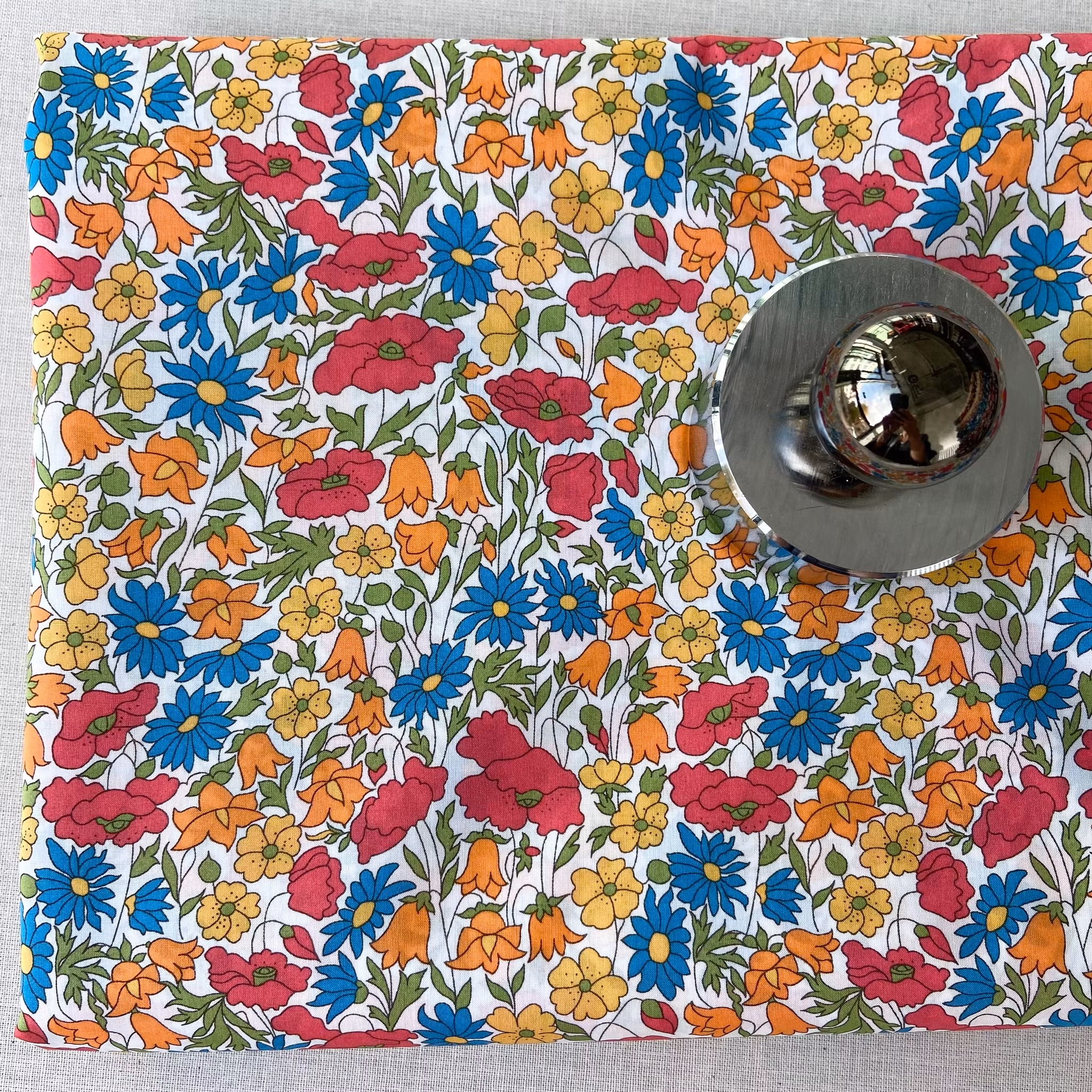 Libertytyg Tana Lawn - Poppy and Daisy - På Skrå