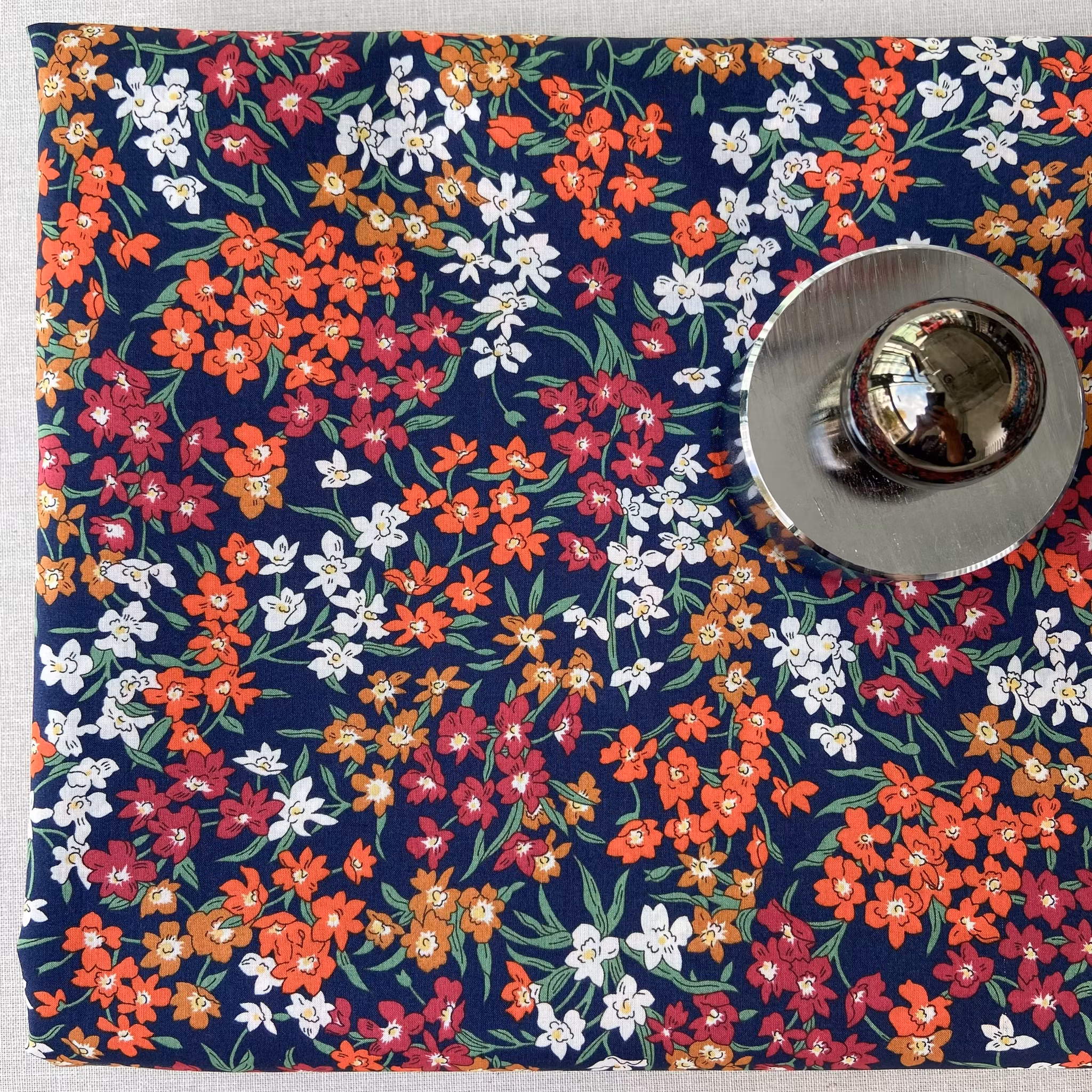 Libertytyg Tana Lawn - Sea Blossoms