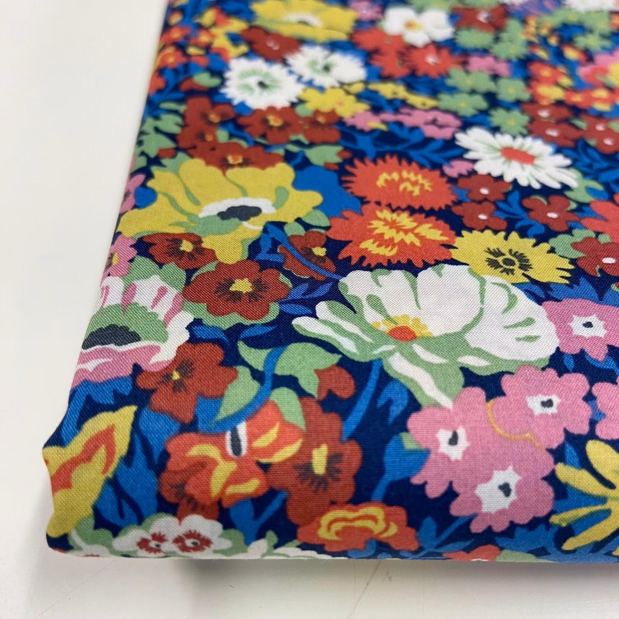 Libertytyg Tana Lawn - Thorpe Multifärgad