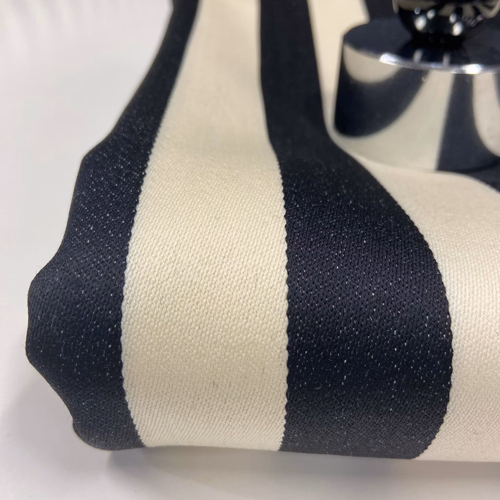 Ull/Elastan Svart/Offwhite Randig