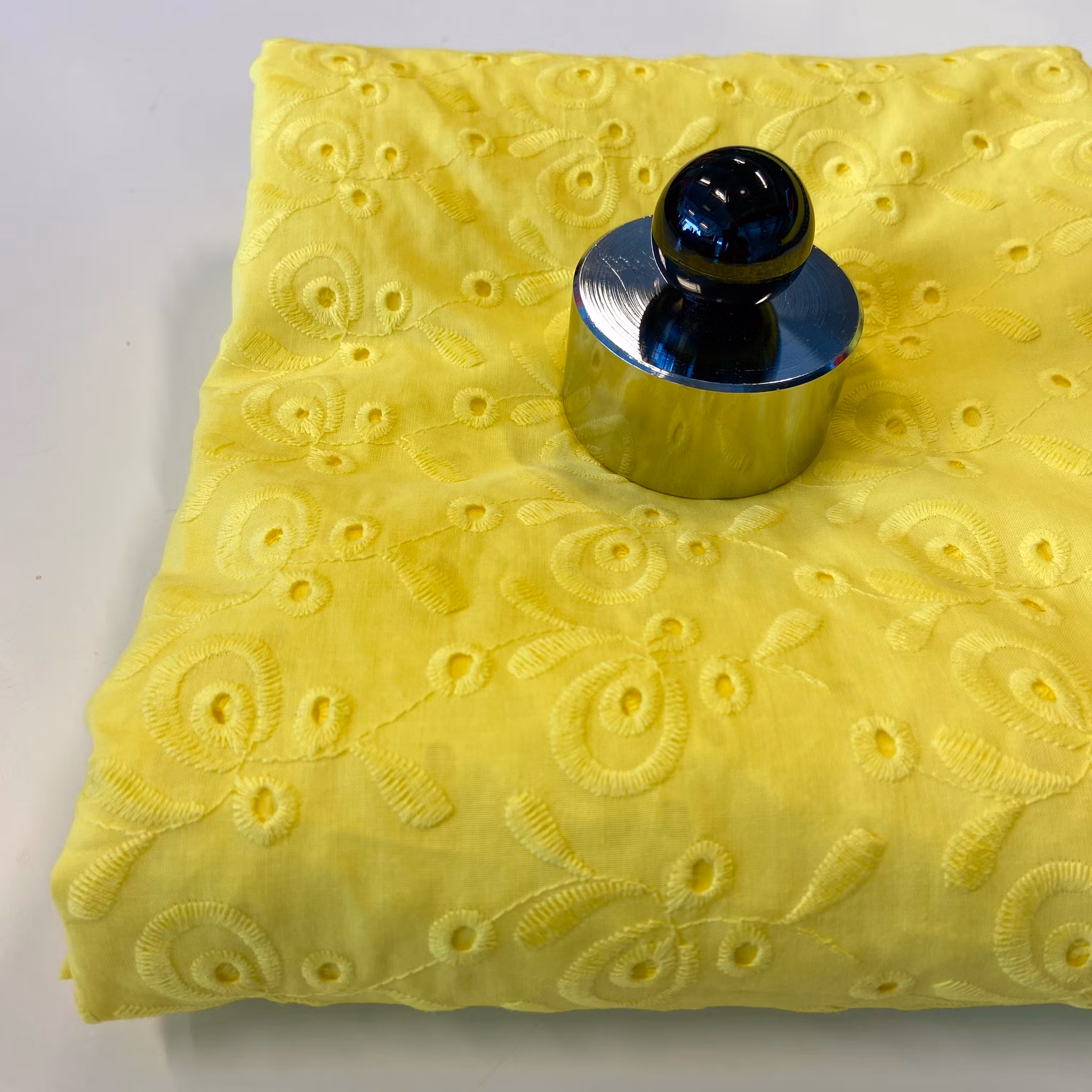 3m Engelskt broderi, bomull, flera färger