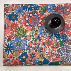 Libertytyg Tana Lawn - Rainbow garden