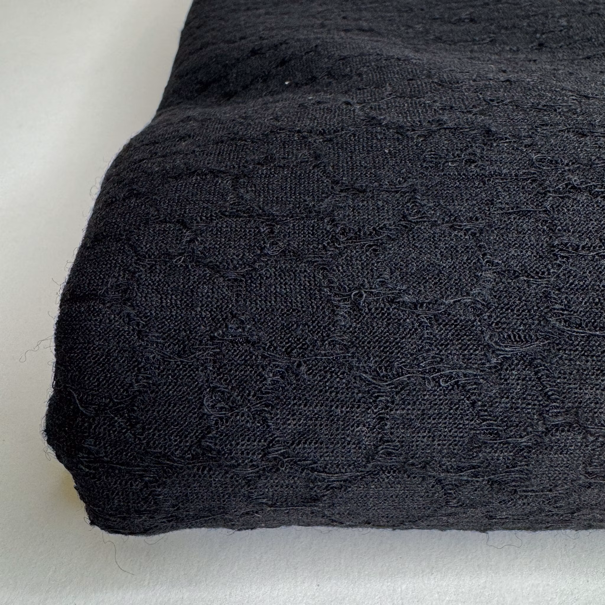 Ulljersey svart genombruten Gucc*