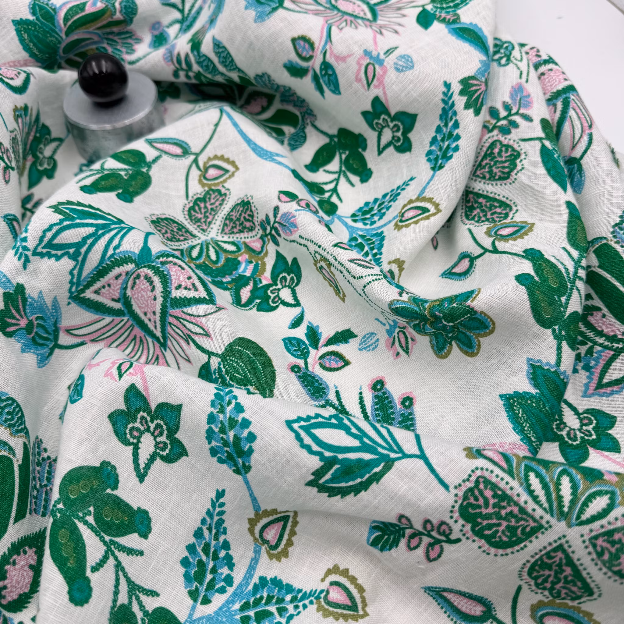 Tryckt lin gröna blommor