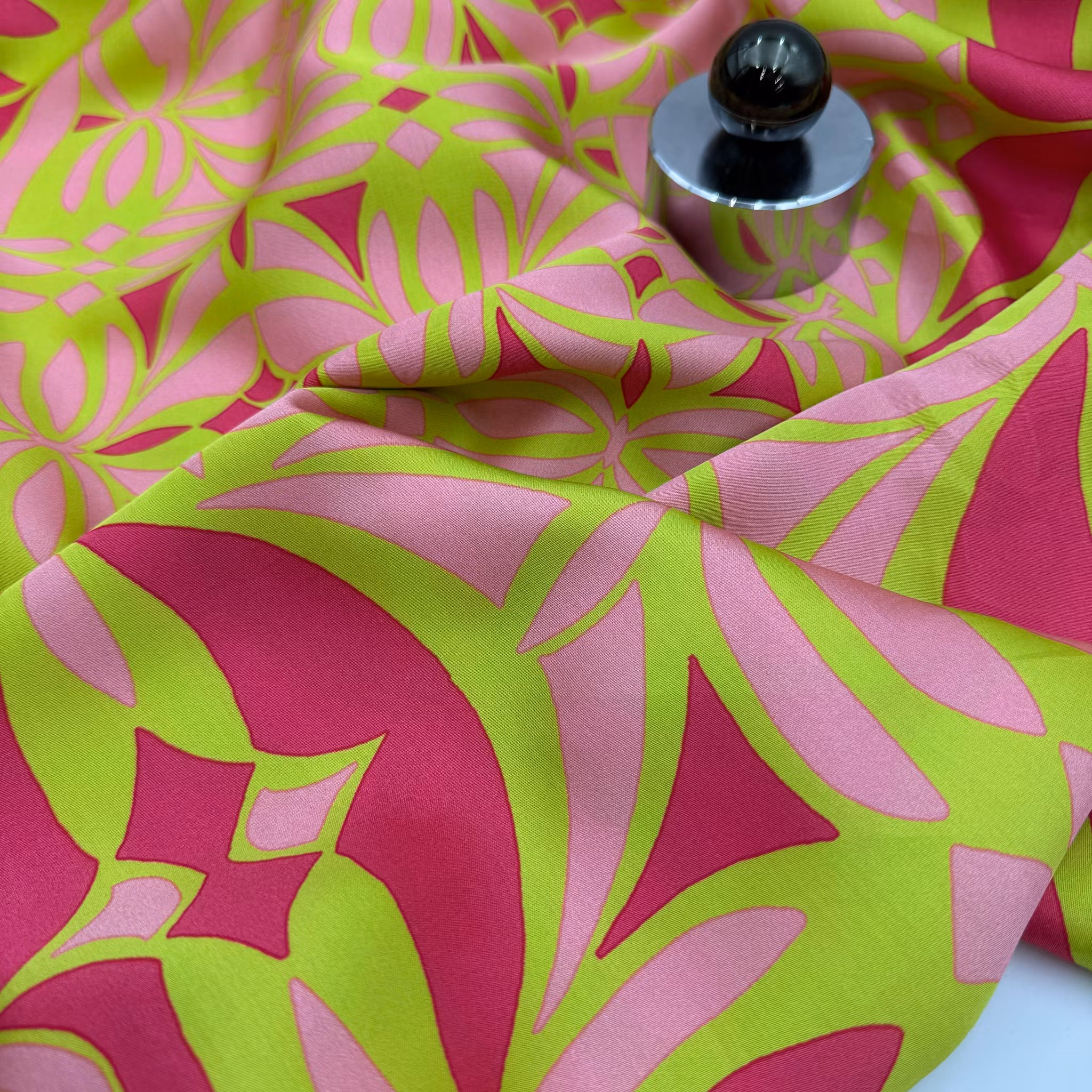 Viskossatin lime/rosa