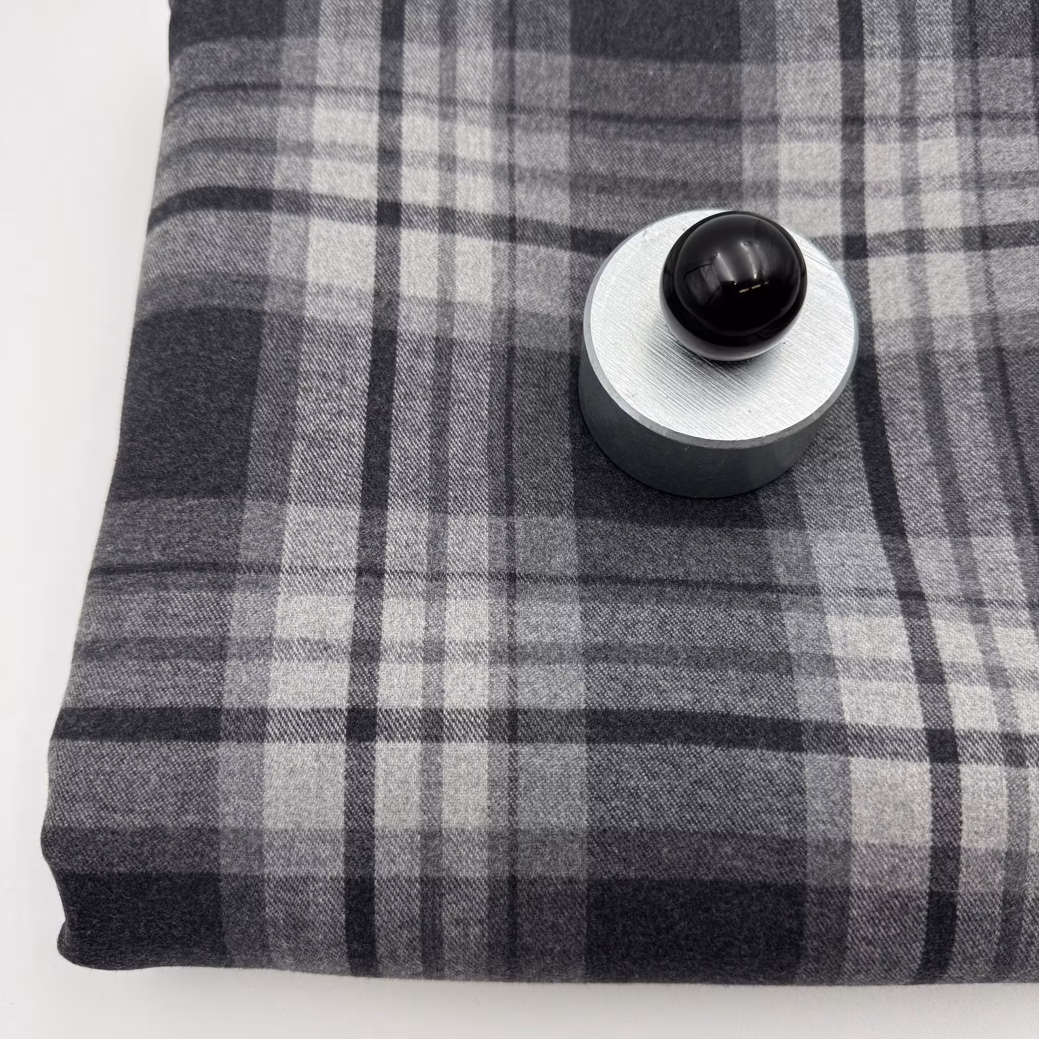 PANGERBJUDANDE 3M - sanslös flanell grå