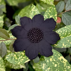 Blomapplikation svart 14cm