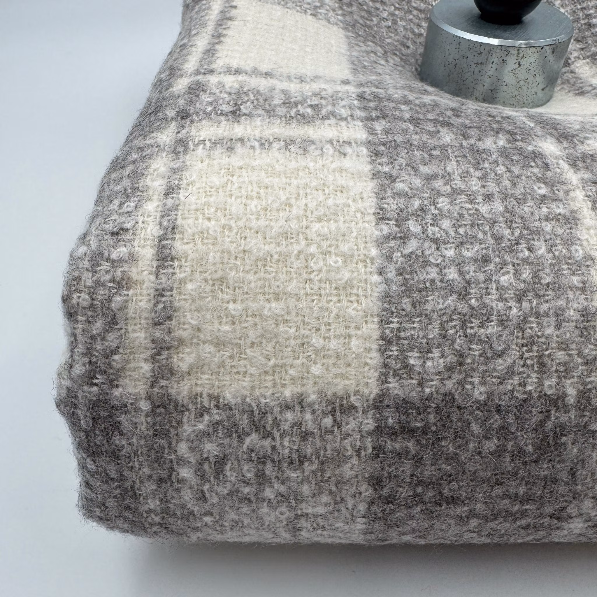 Ull/alpacka grå rutig