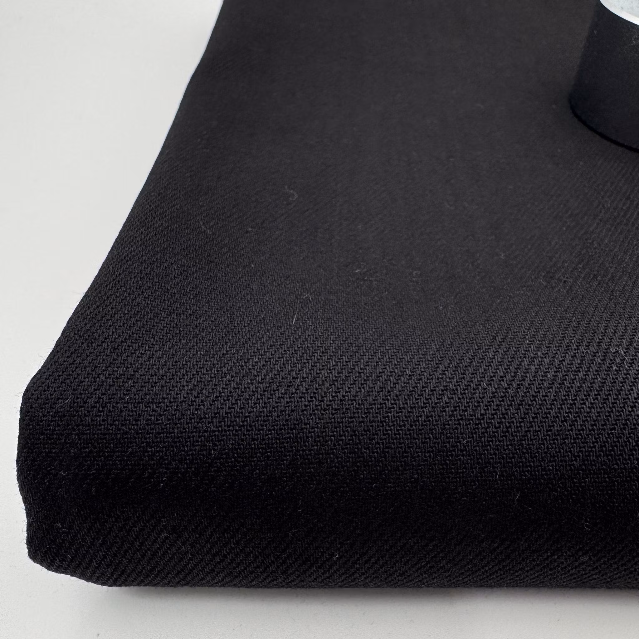 PANGERBJUDANDE 3m svart jeans D&G