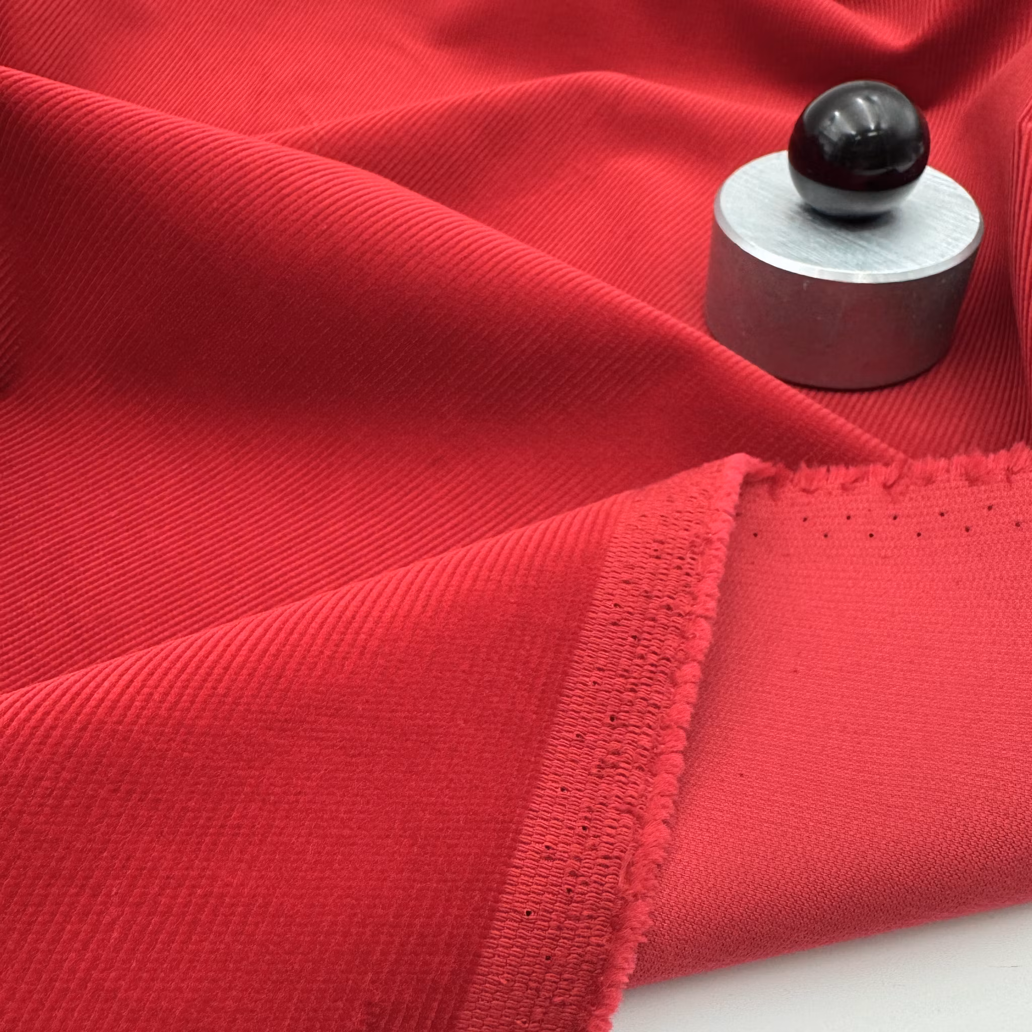 Bomullsmanchester djupröd YSL