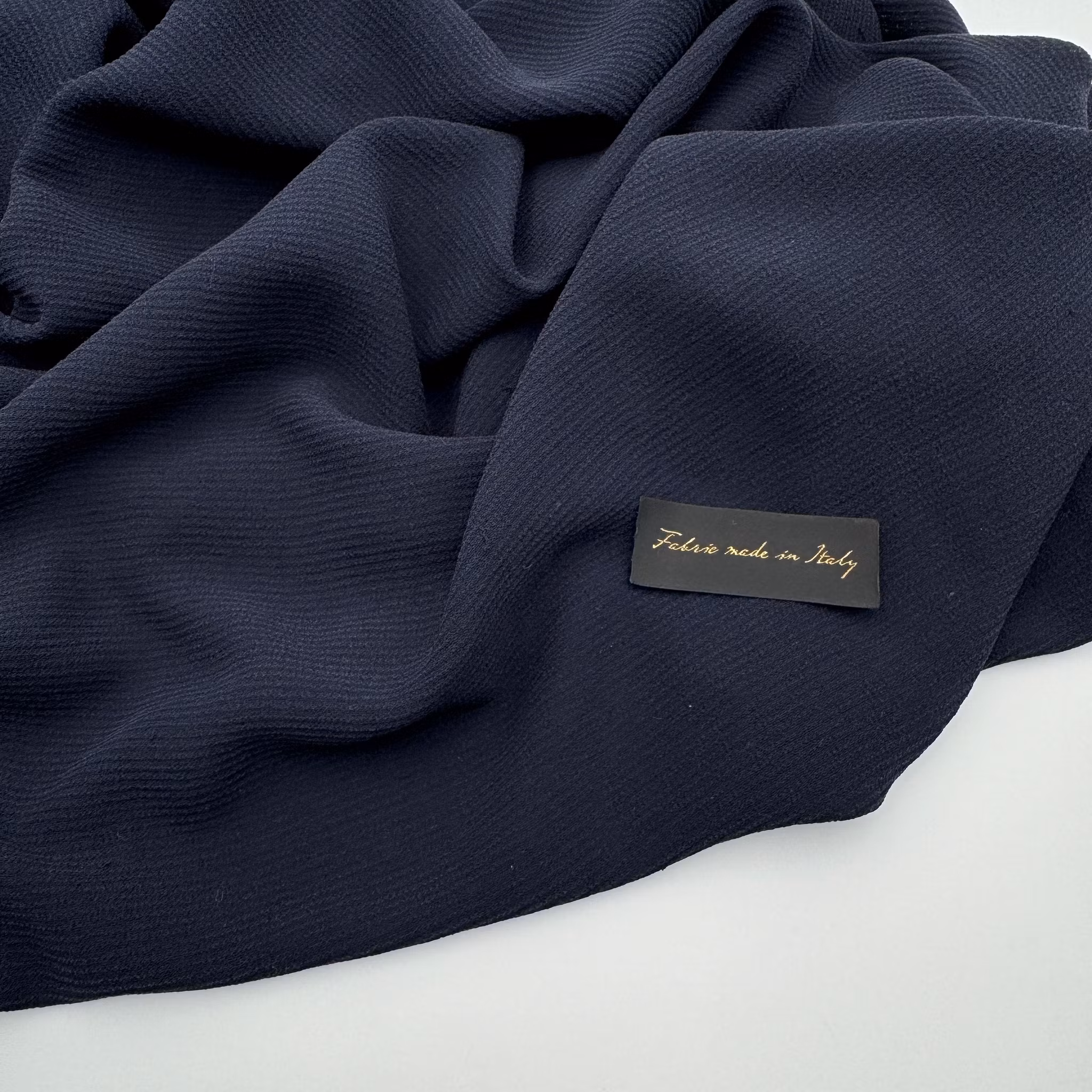 Sidencrêpe marin YSL