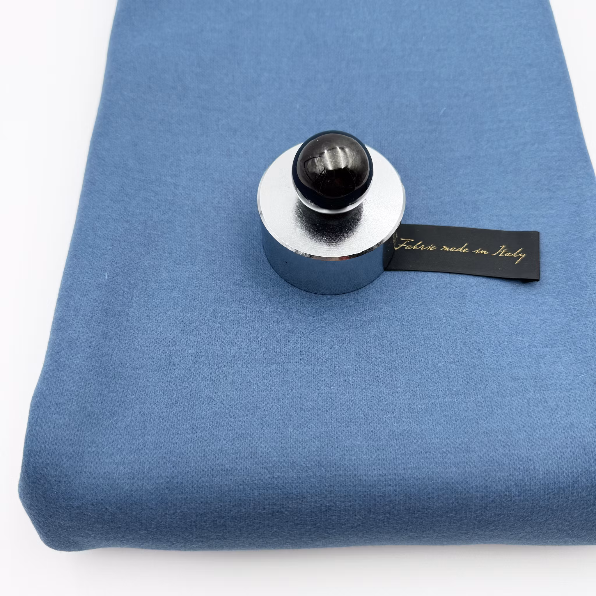 1,5m slätstickad kokt ull mellanblå