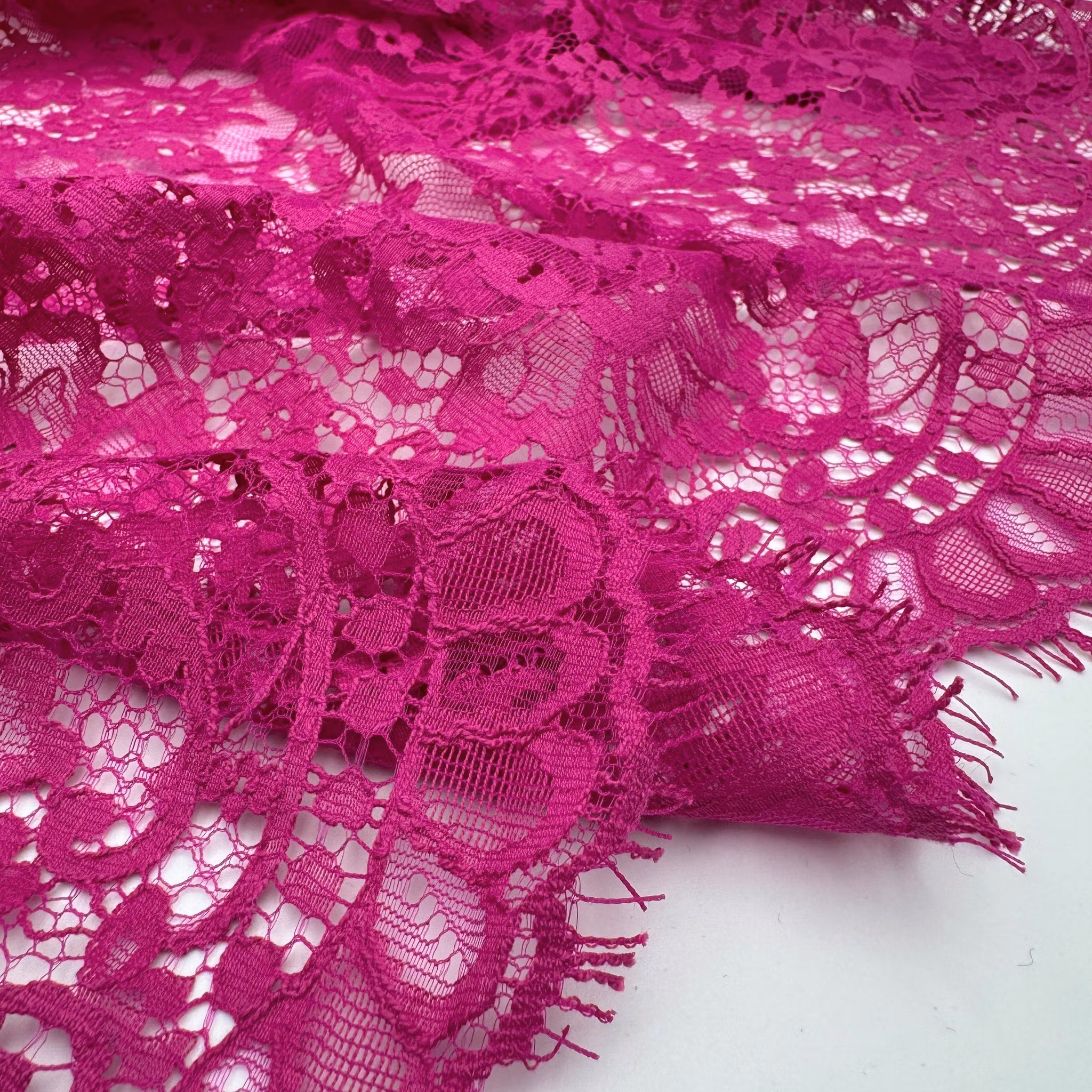 1,5m bomullsspets cerise Valentin*