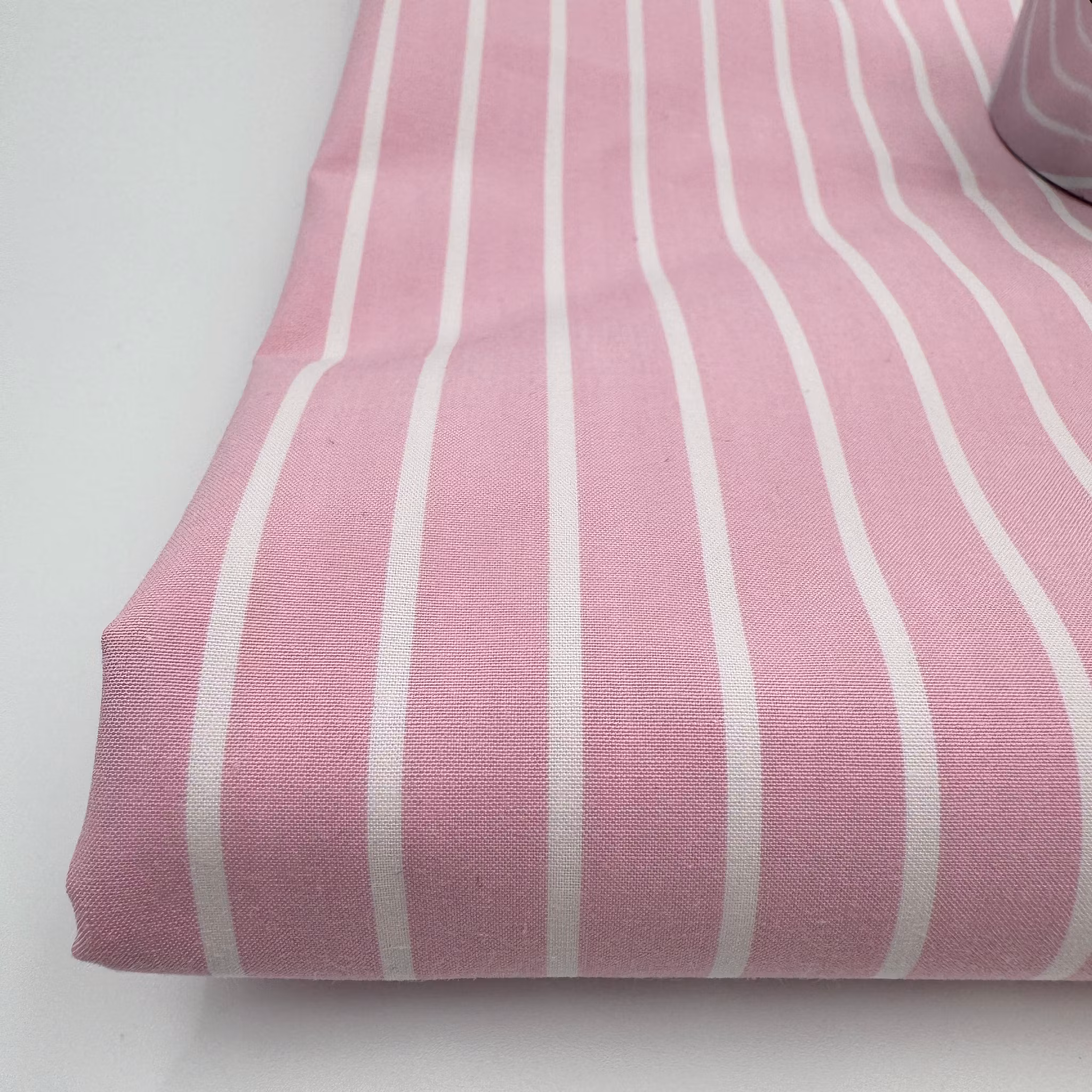Kraftigare poplin rosa/vit Balenciag*
