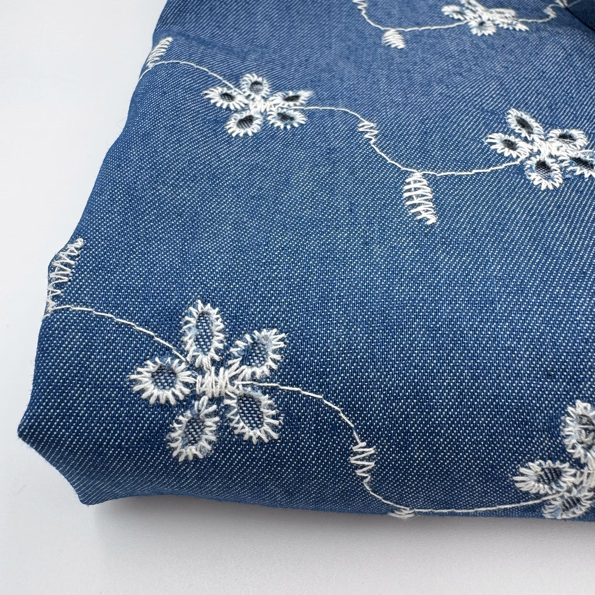 Denim m brodyr mellanblå