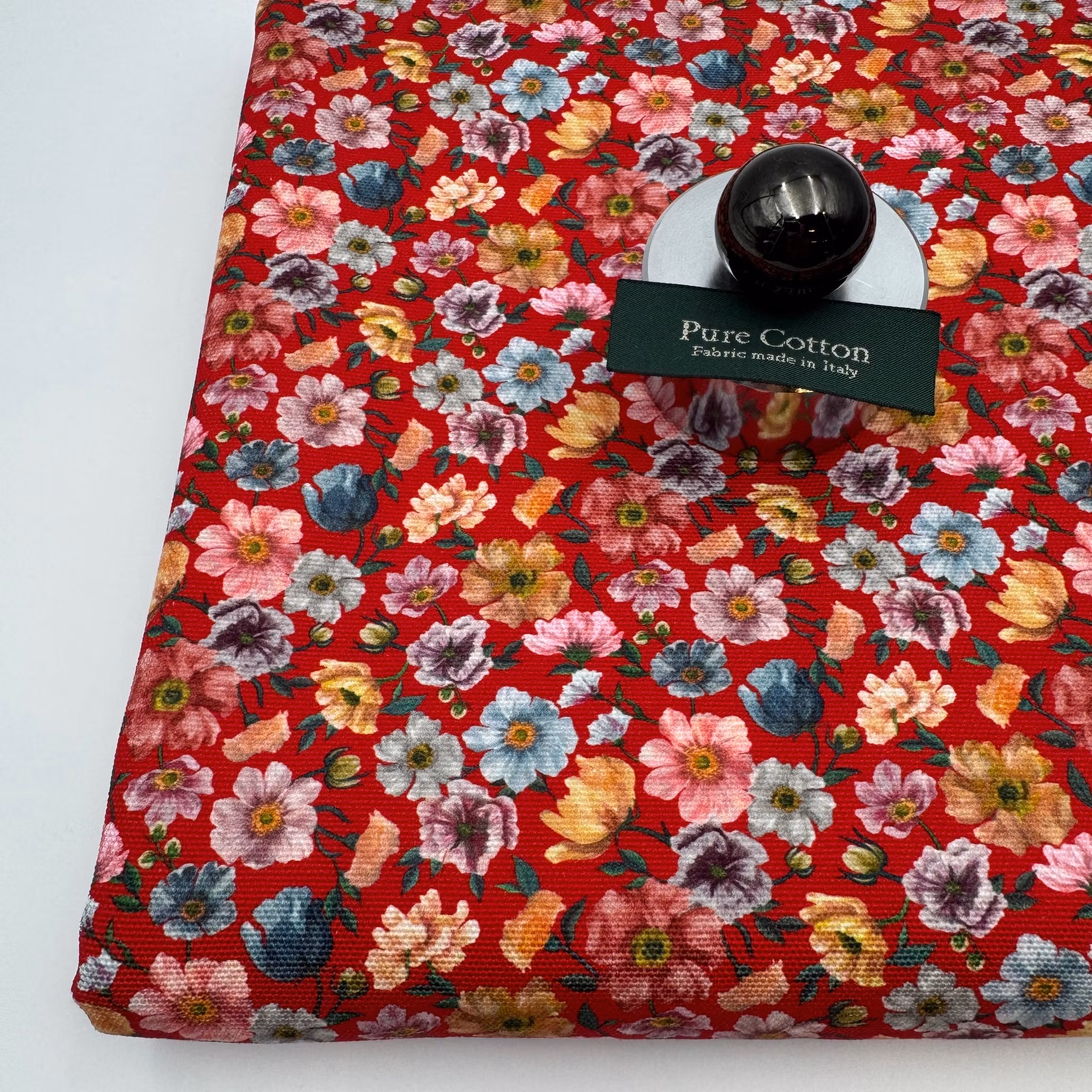 Libertycanvas röd blommig