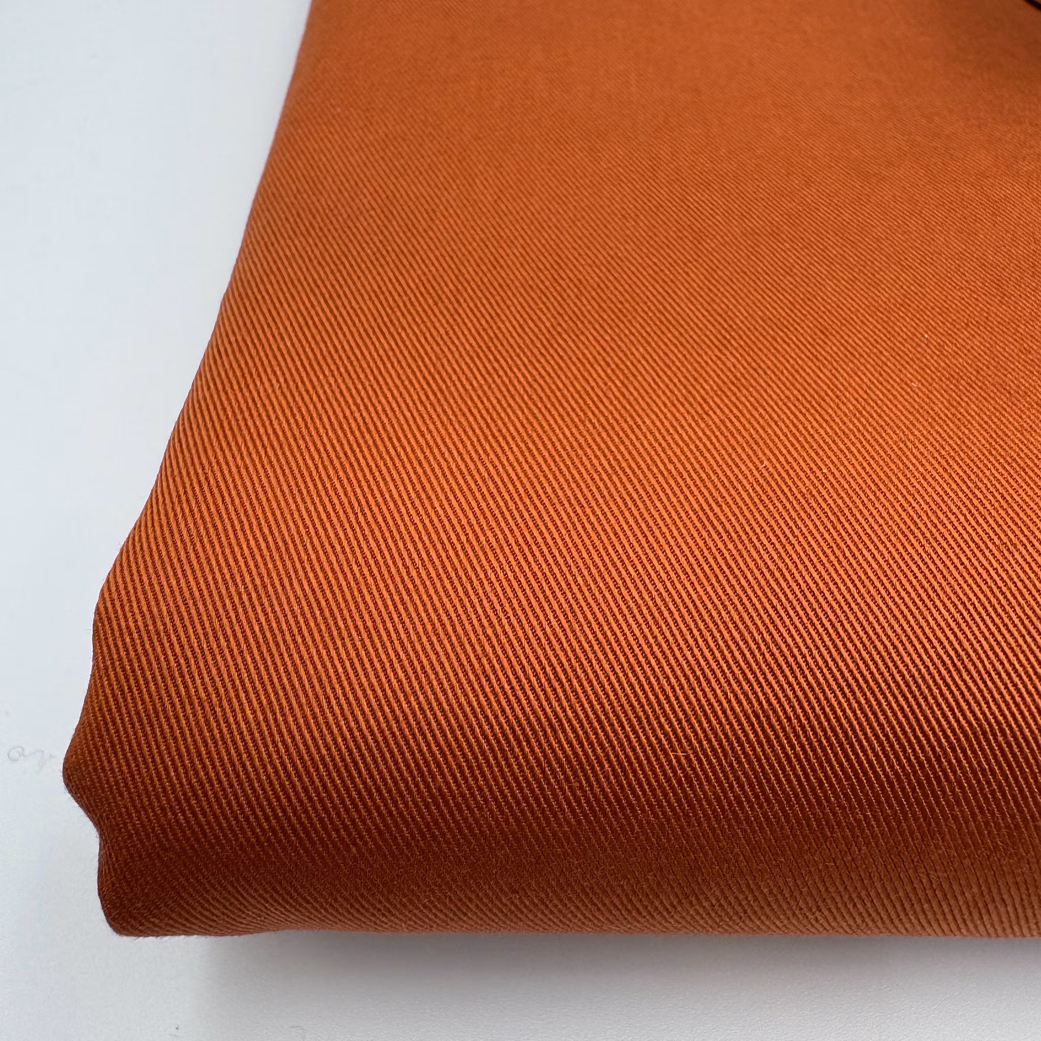 Bomullschinos Hugo B