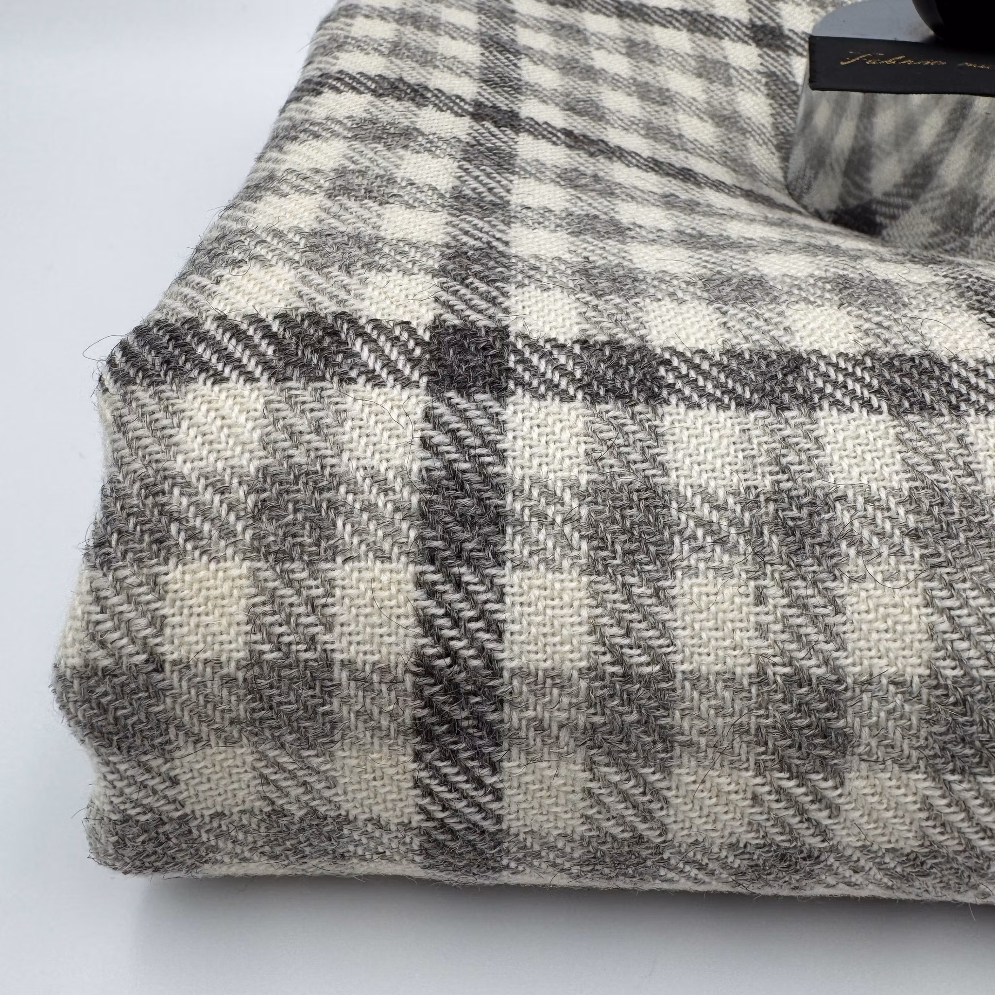 Ulltweed rutig ljusgrå/grå