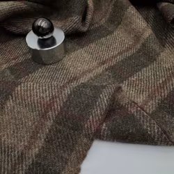 Harris tweed grön/mullvad/vinröd