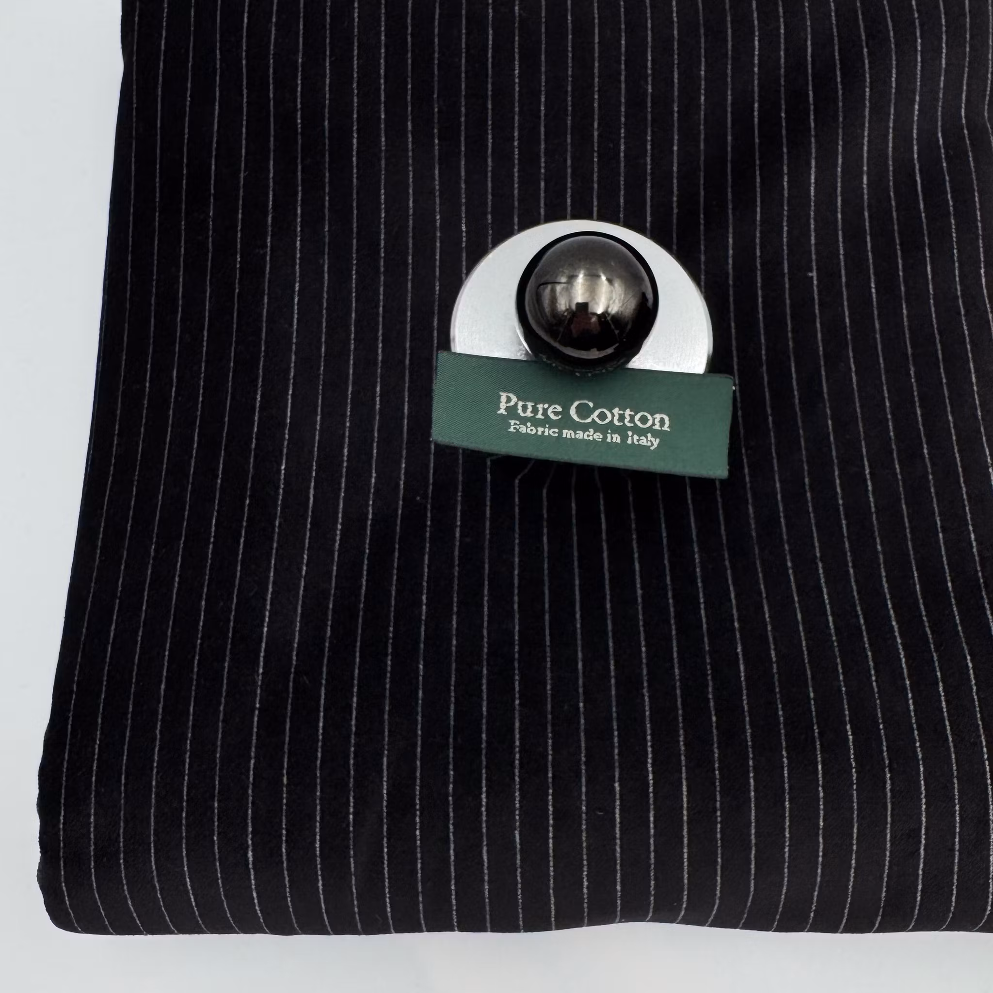 Sammet kritstreck svart