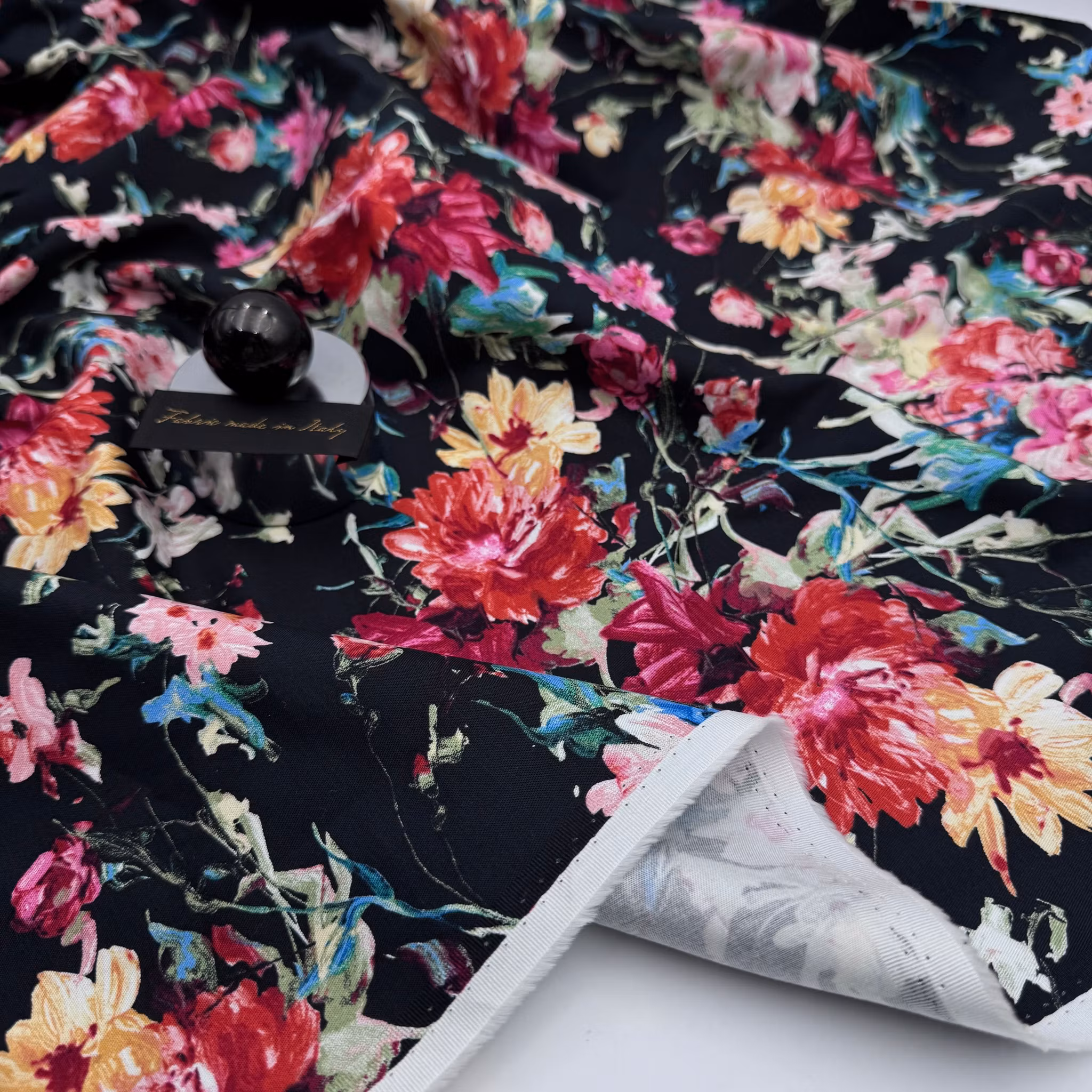 Bomull/elastan svart tokblommig