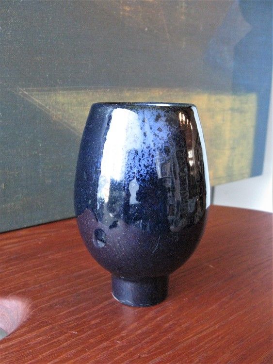 VL vase 542